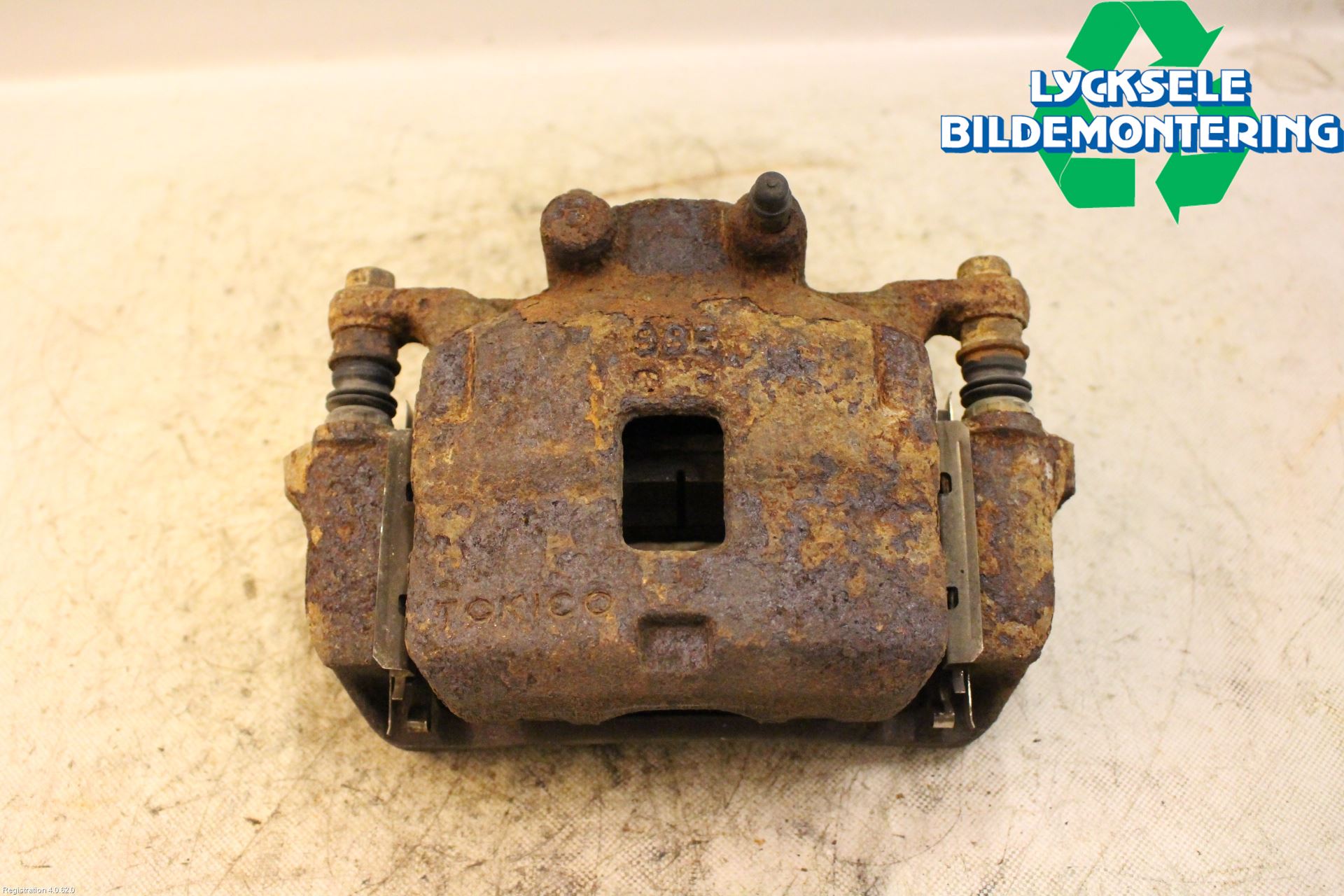 Mitsubishi L200 06-15 Bromsok Fram Höger