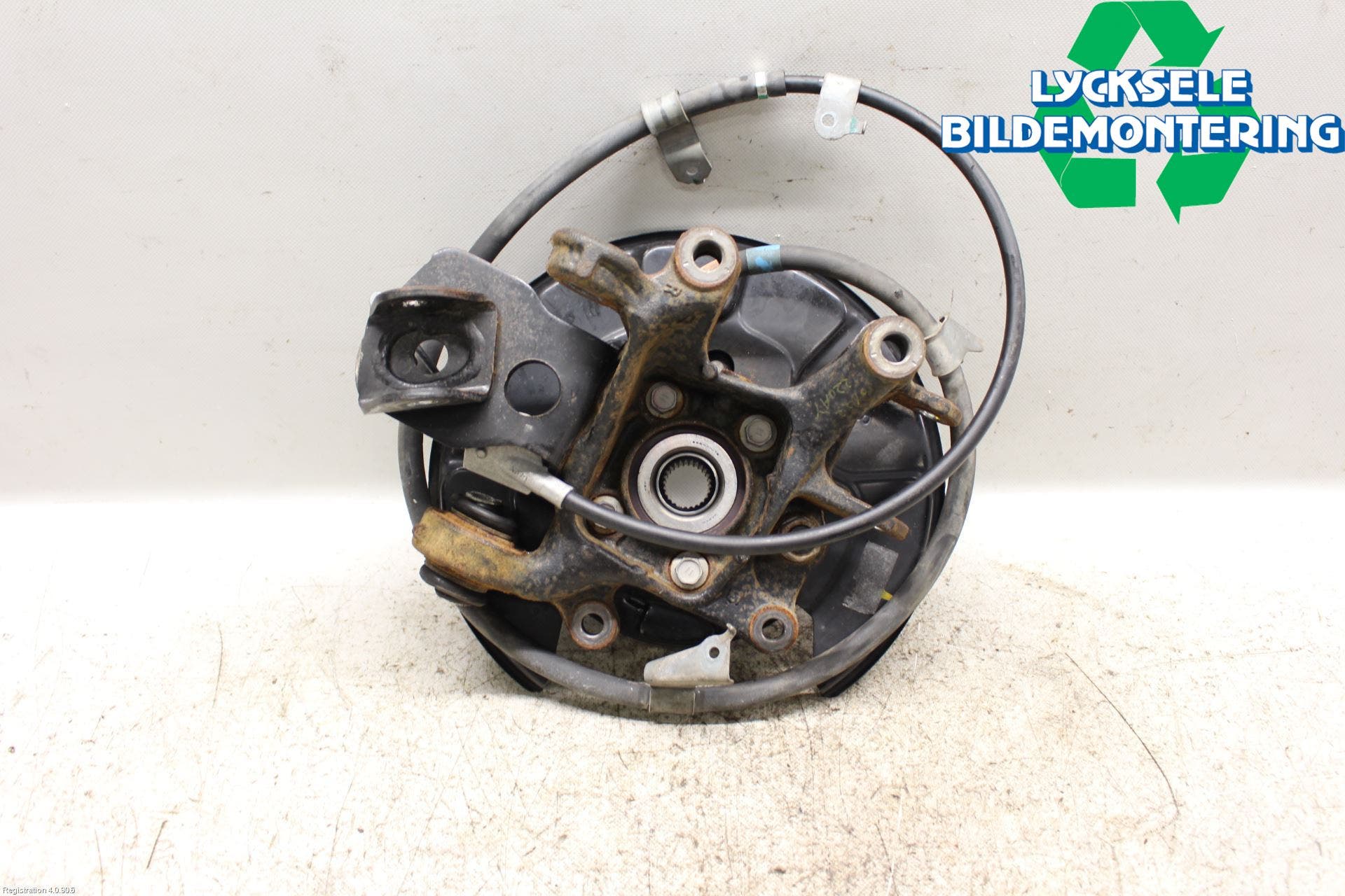 Toyota RAV4 13-18 Hjullagerhus Bak Hö