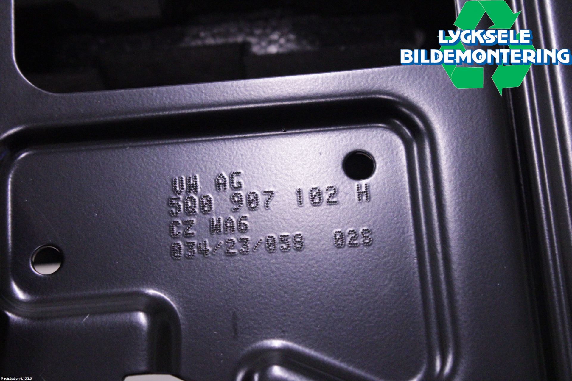 Volkswagen VW PASSAT 20-24 Batterilåda-Fäste-Hållare