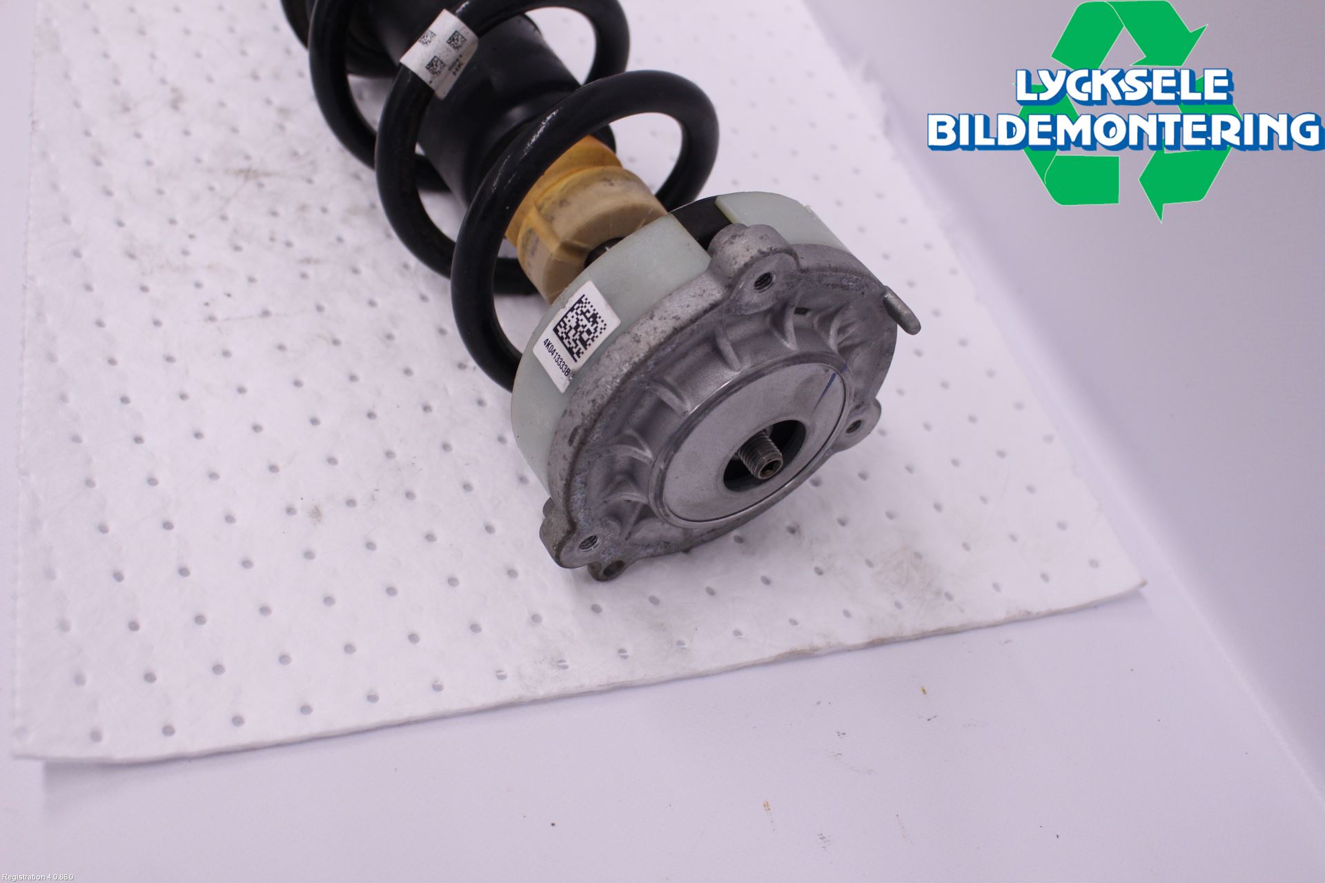 Audi A6 F2/C8 19- Fjäderben Fram Höger