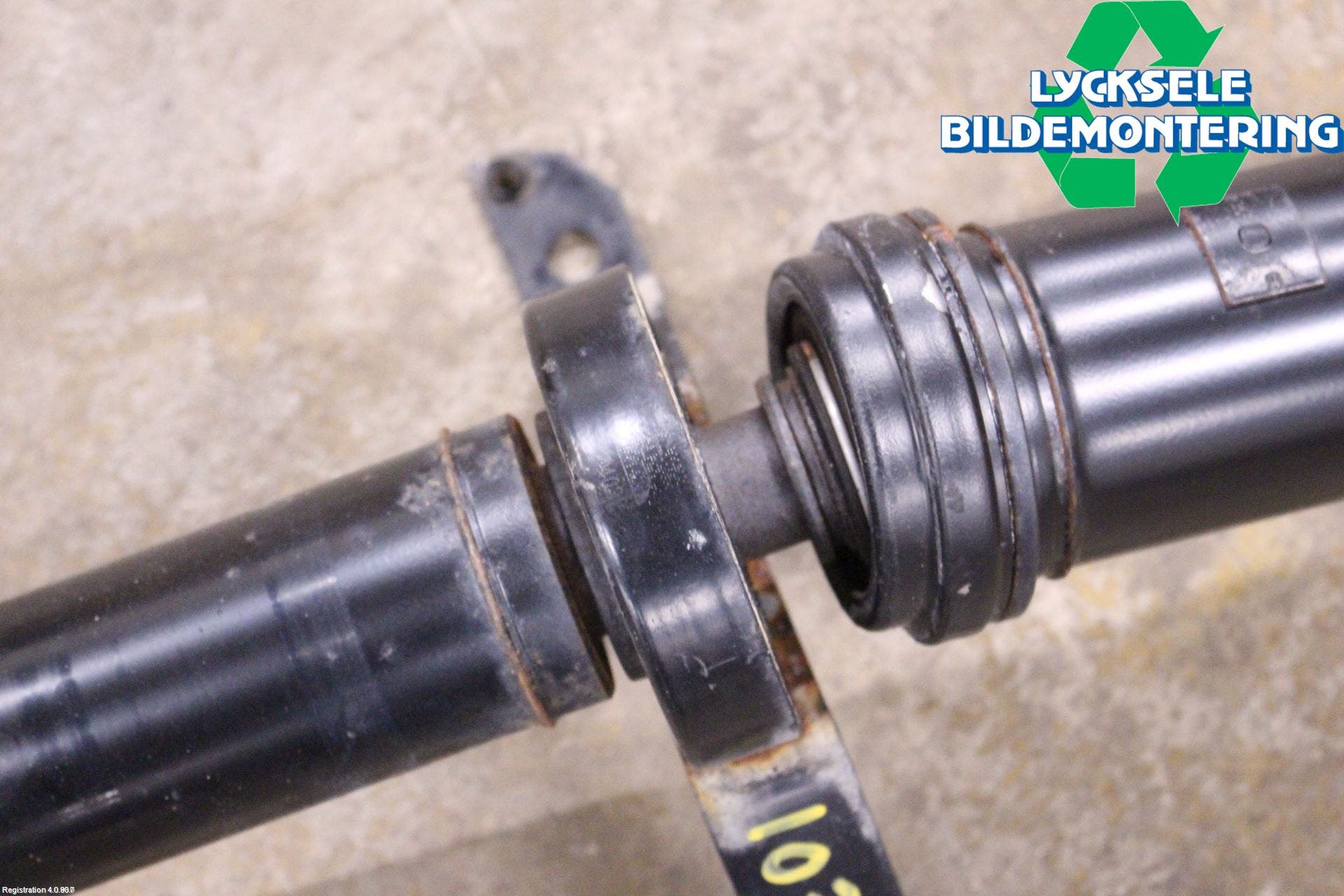 Audi A4/S4 B9 16-19 Mellanaxel Komp