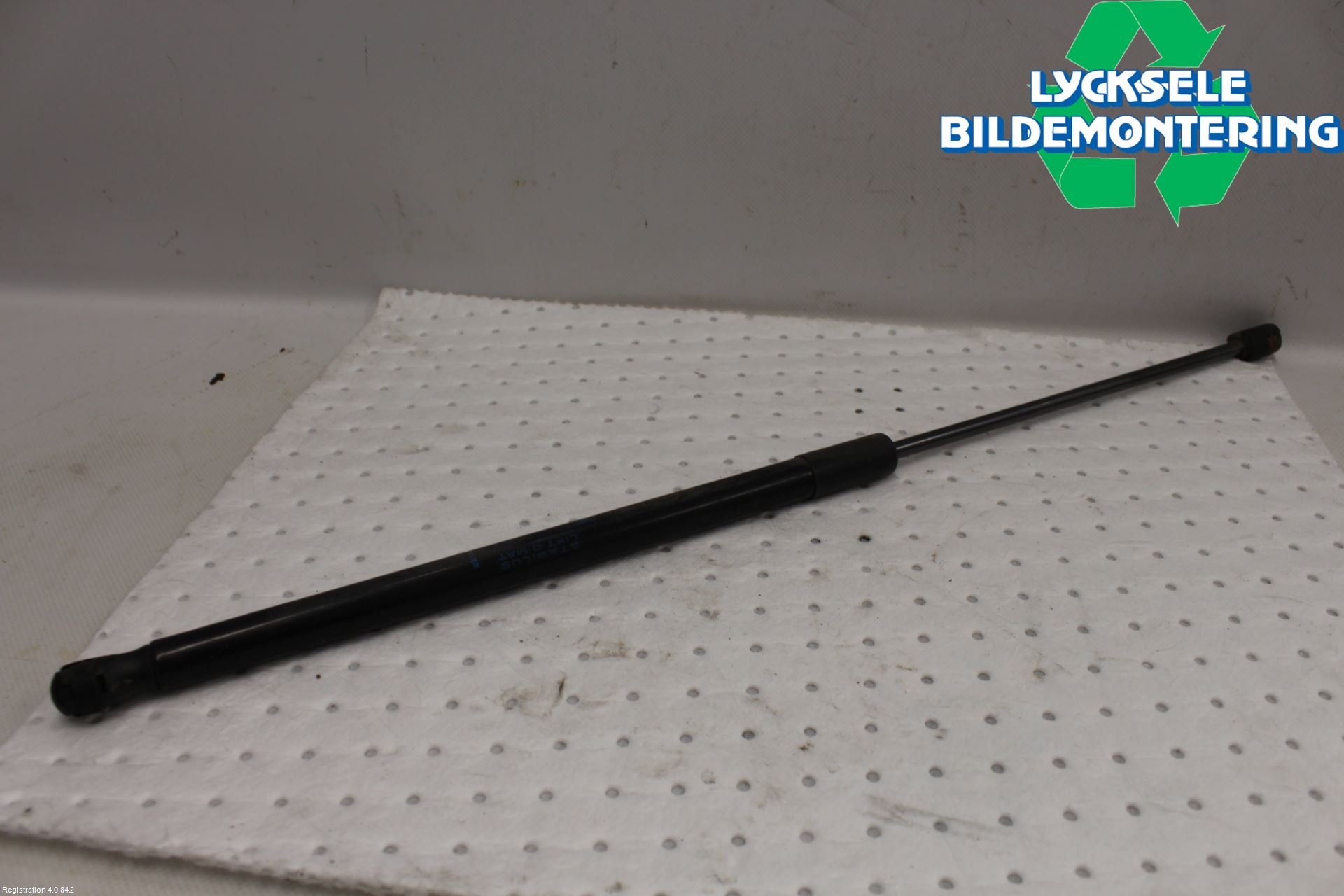 Dacia DUSTER 10-17 Gasfjäder Baklucka