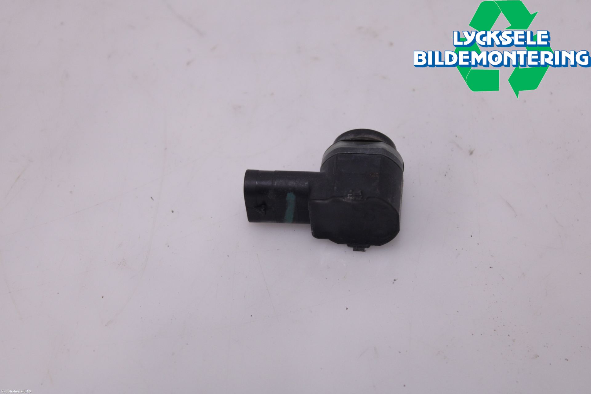 Volkswagen VW PASSAT 11-14 Parkeringshjälp Frontsensor