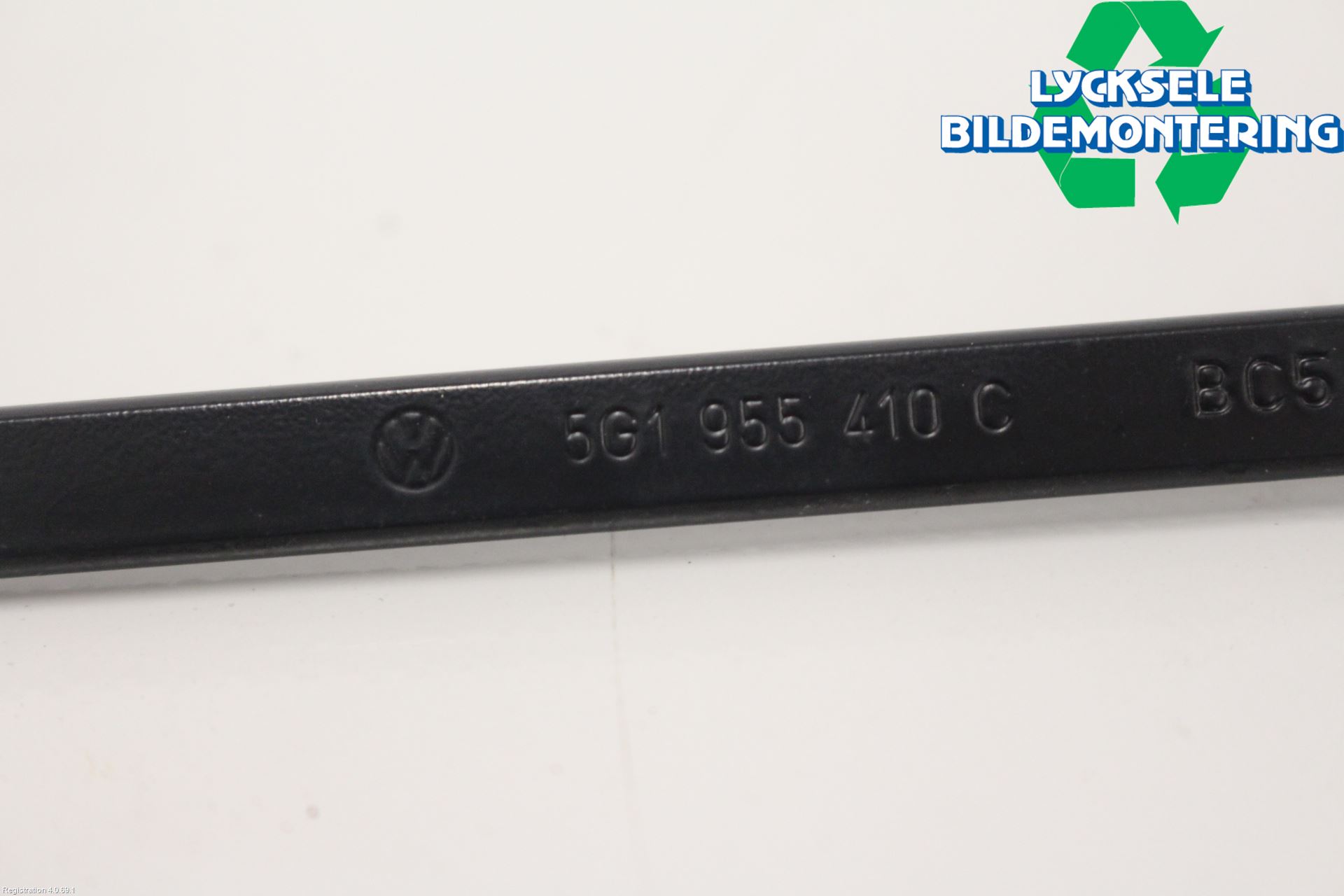 Volkswagen VW GOLF / E-GOLF VII 13-20 Torkararm Armar Vindruta