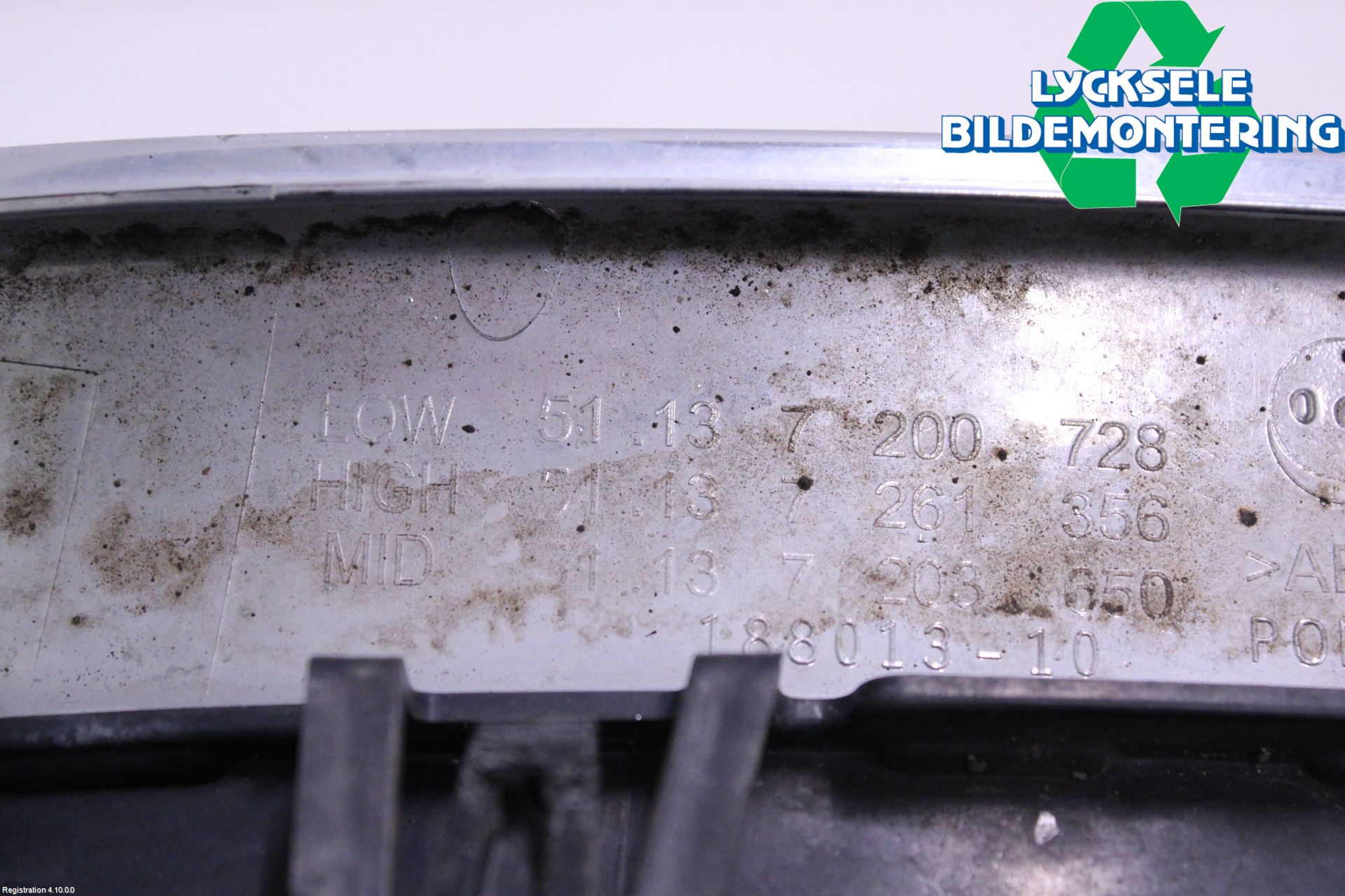 BMW 5 F10/F11/F18 09-17 Grilldel Höger