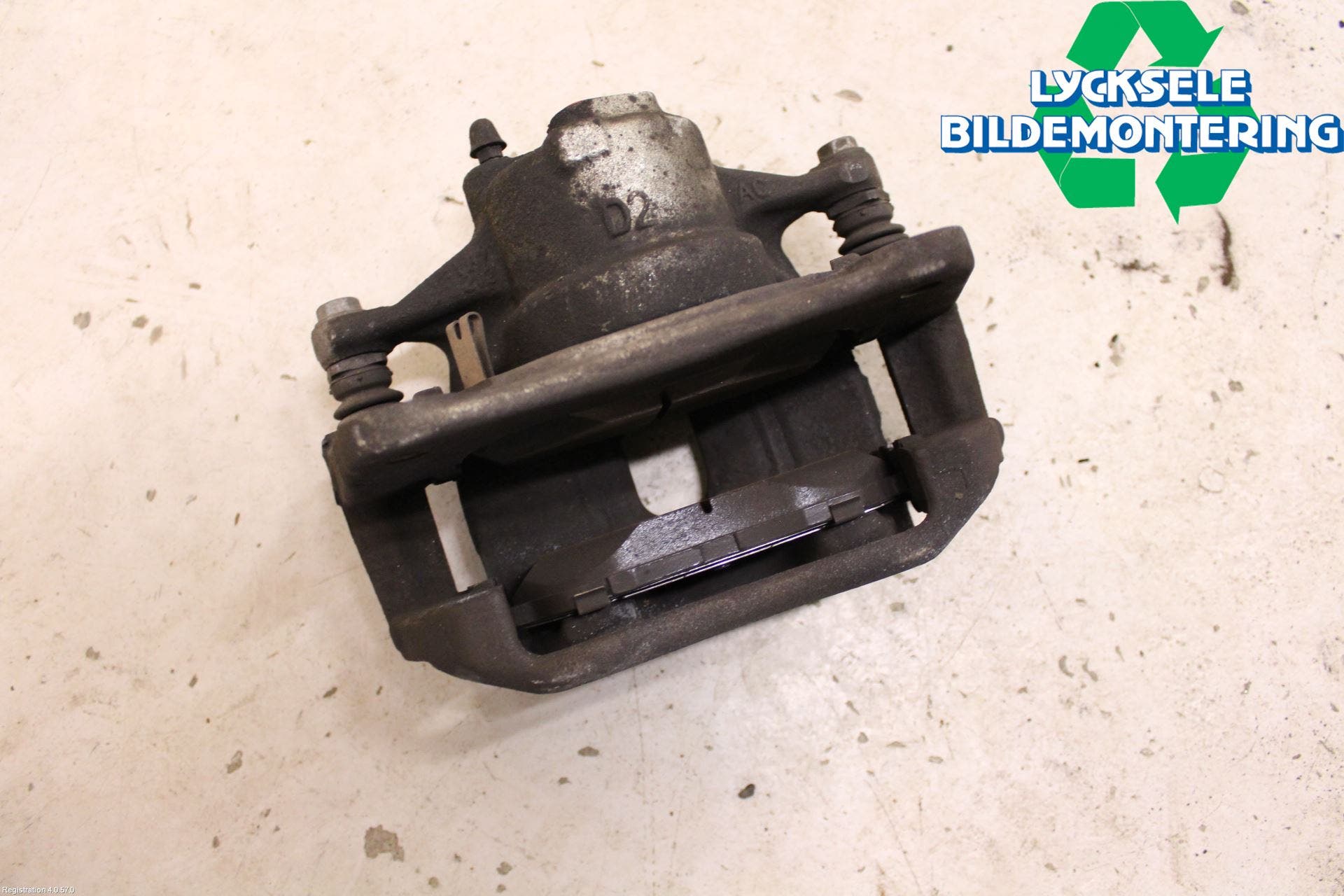 Toyota C-HR 16-23 Bromsok Fram Höger