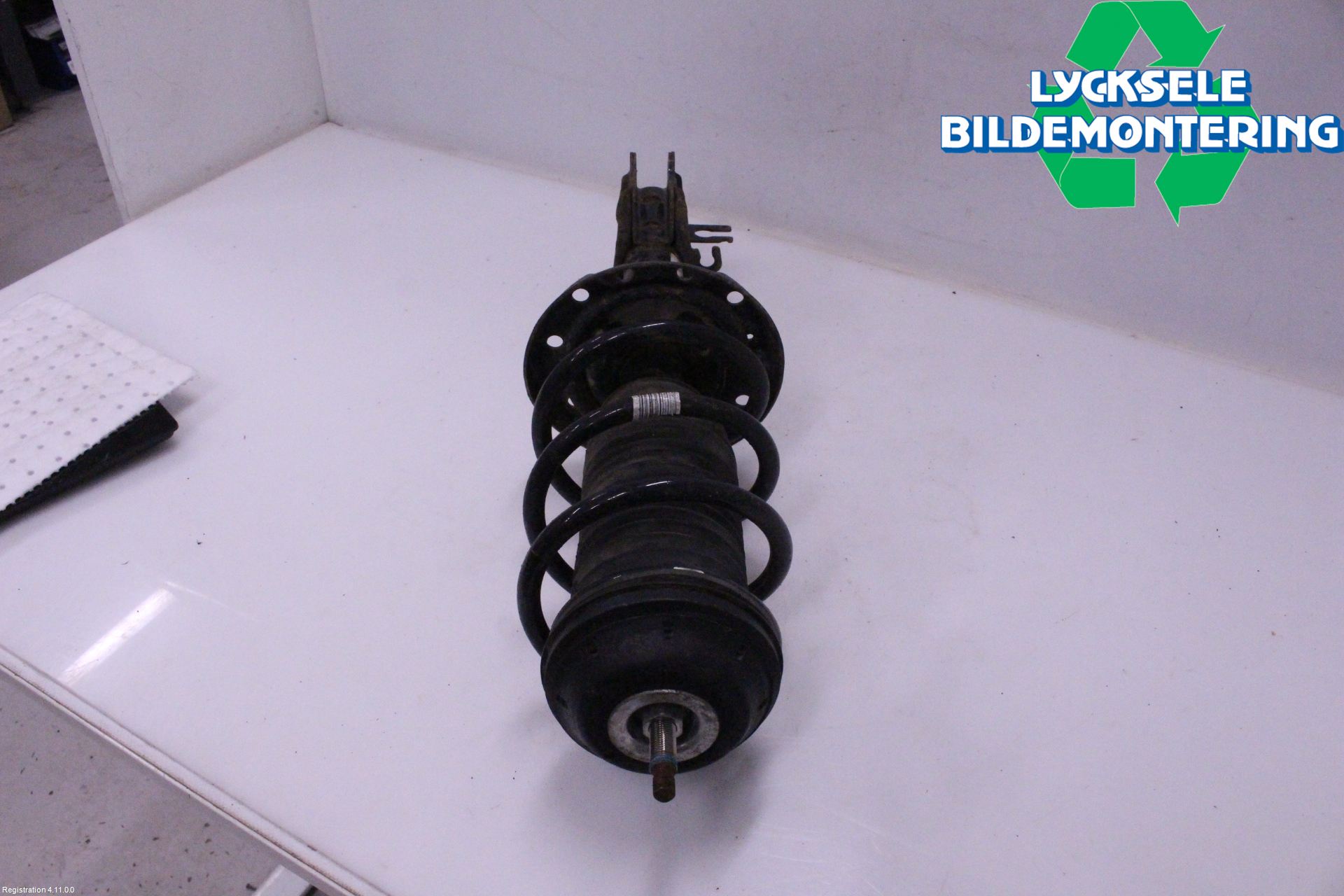 Opel CORSA E 15-19 Fjäderben Fram Vänster