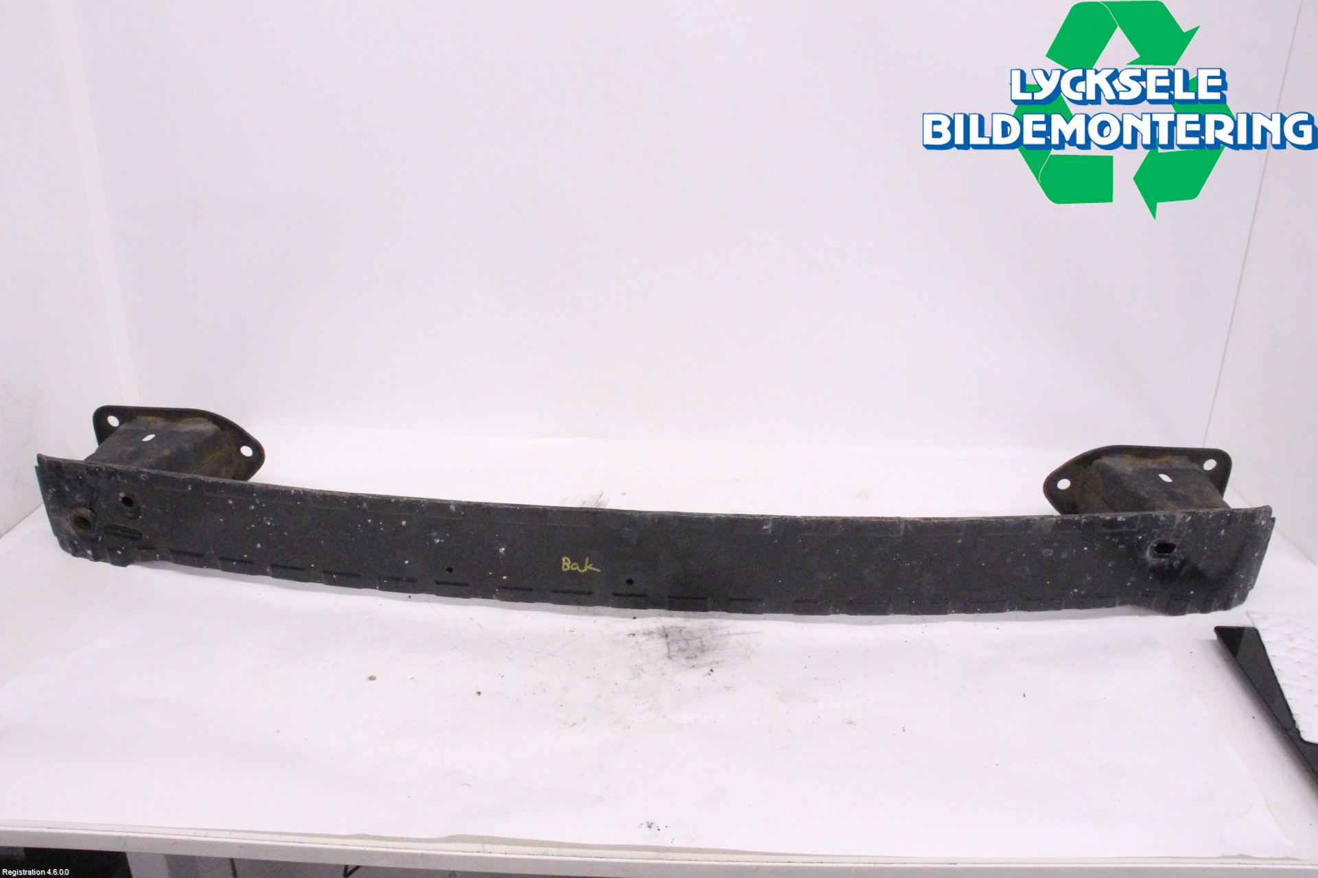 Ford FOCUS 15-18 Stötfångarbalk Bak