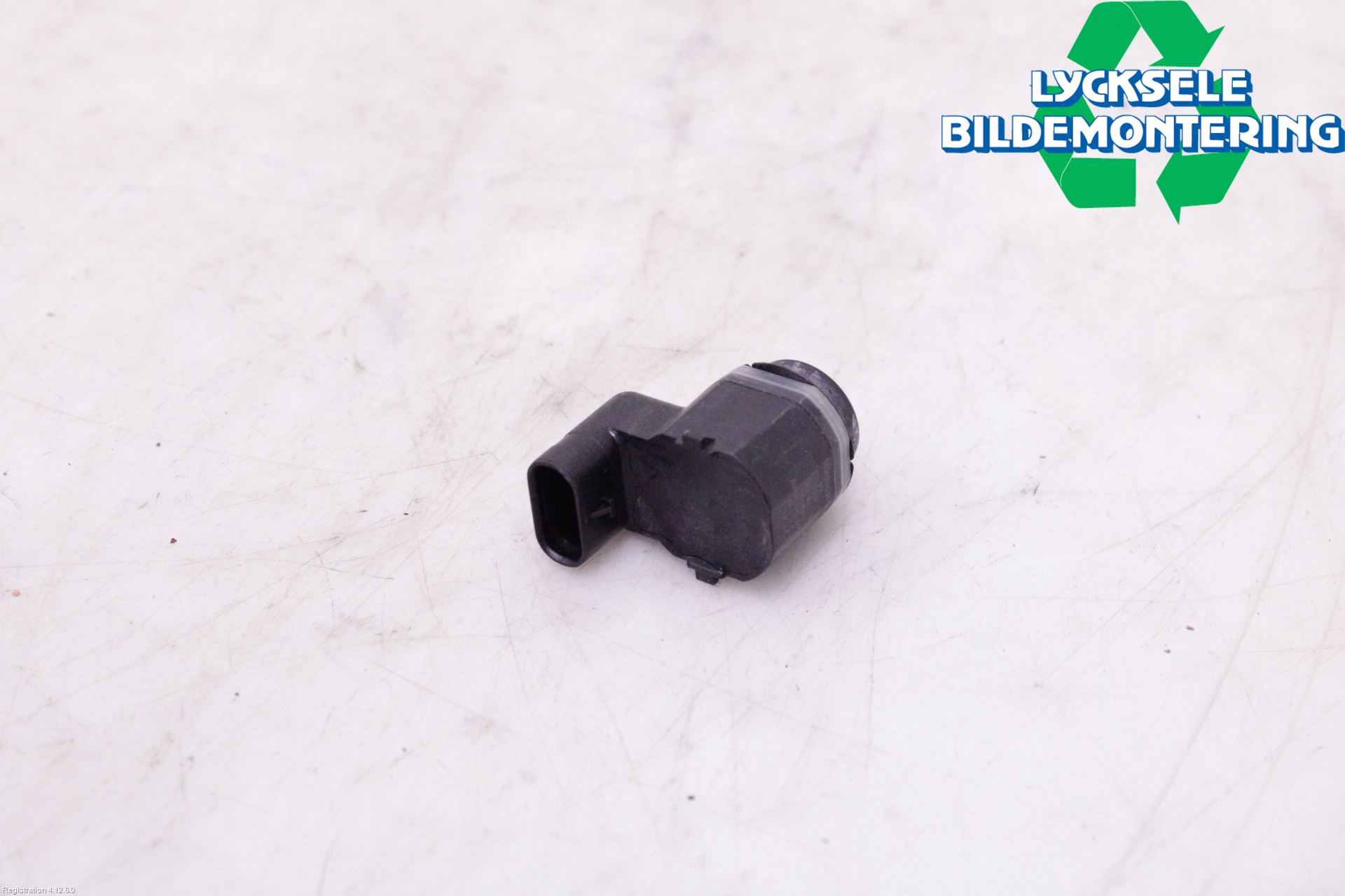 BMW 5 F10/F11/F18 09-17 Parkeringshjälp Frontsensor