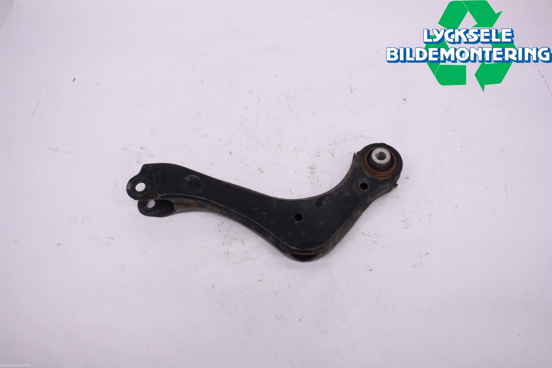 Toyota RAV4 19- Bärarm Bak Övre Höger