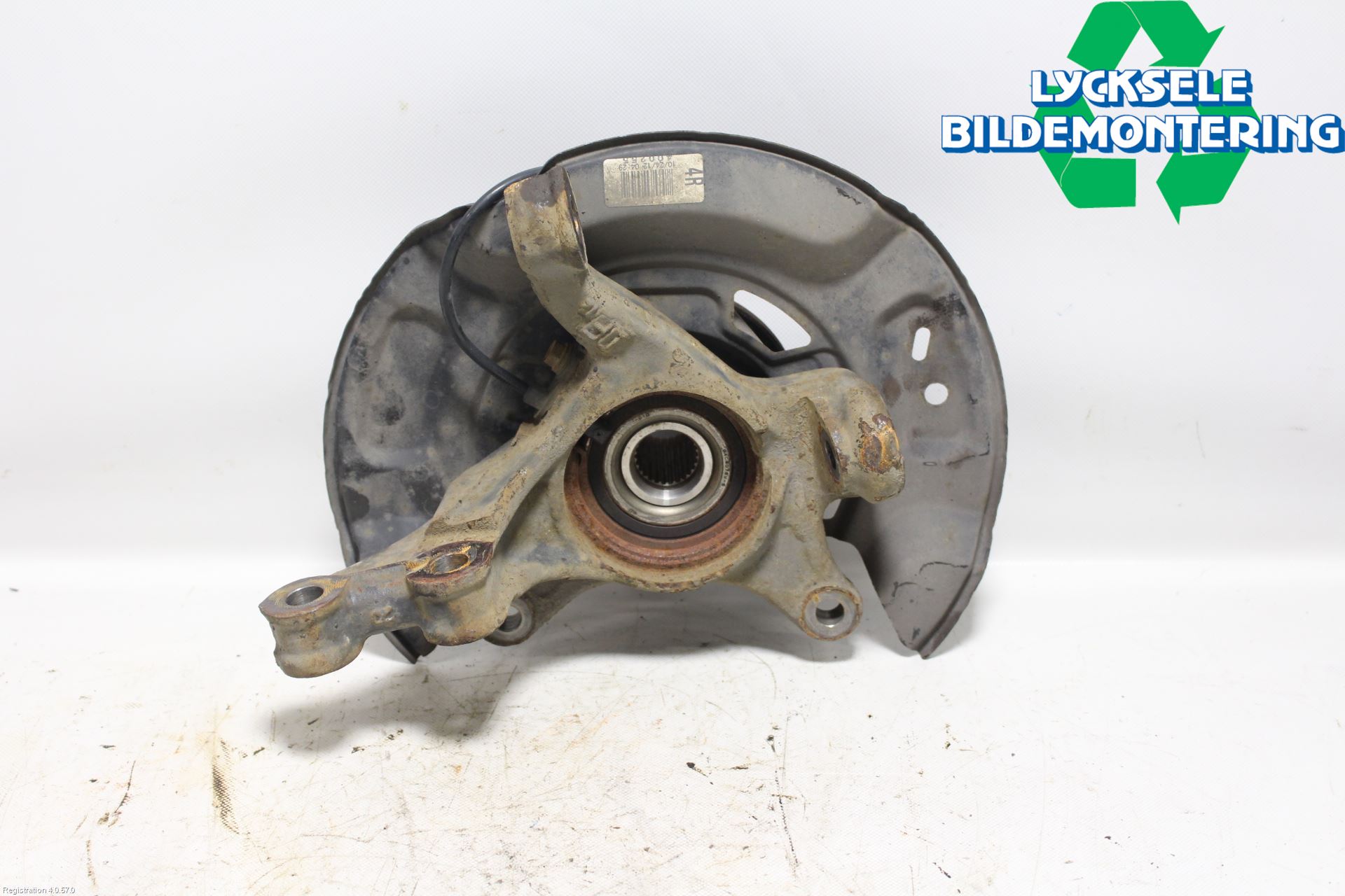 Toyota YARIS XP130 12-14 Styrspindel Lagerhus Hö