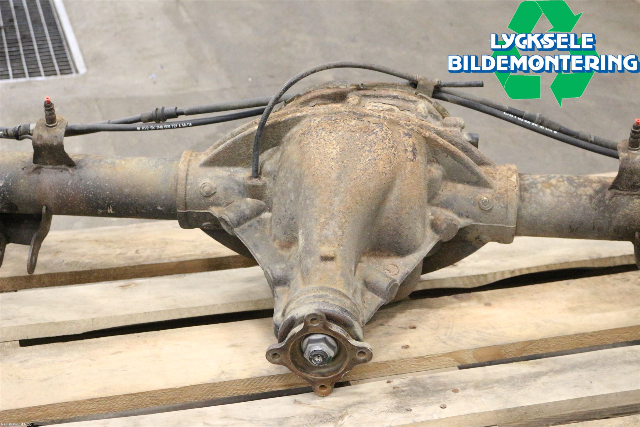 Volkswagen VW AMAROK 2H 10-22 Bakaxel