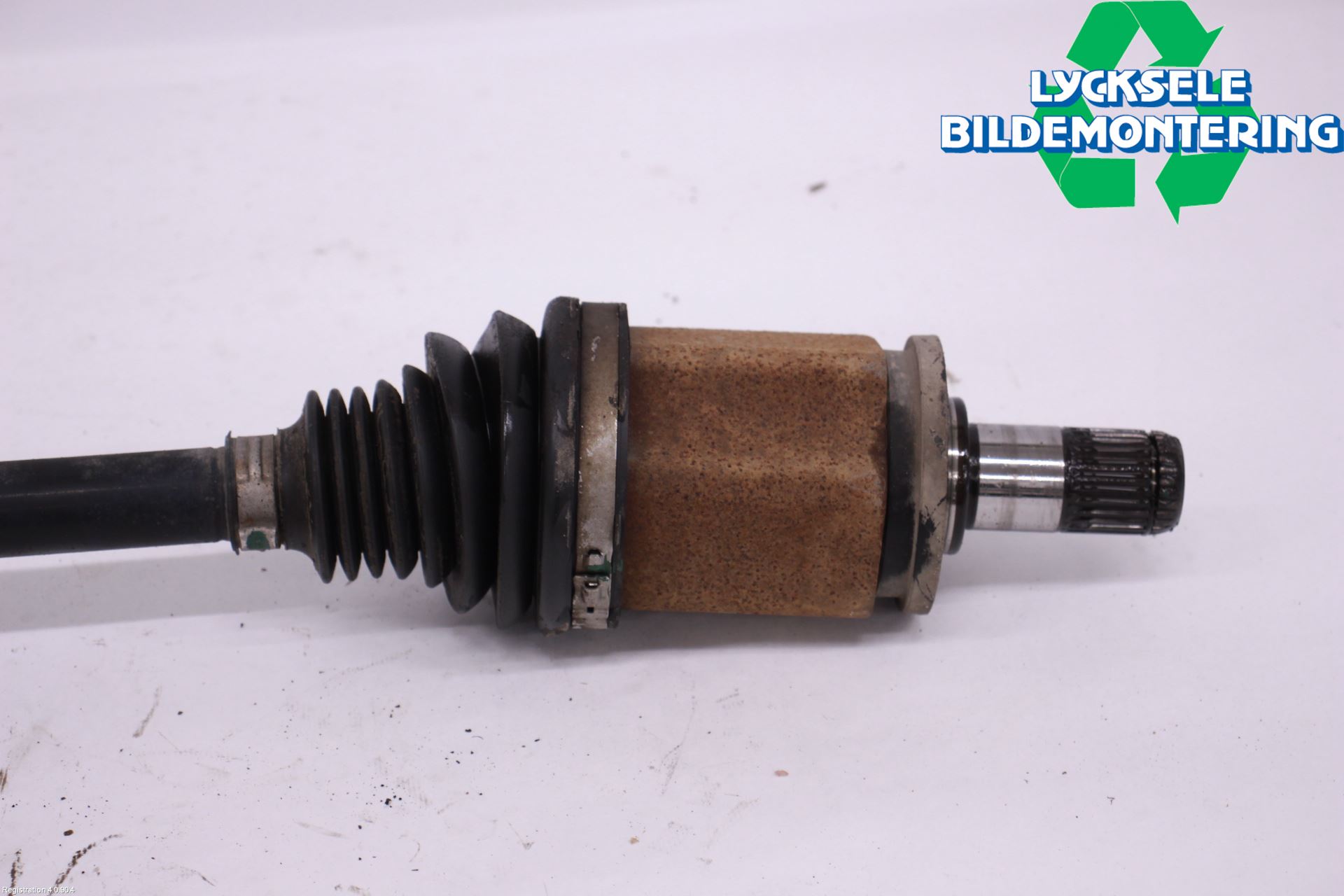 BMW X3 F25 10-17 Drivaxel Fram Vänster