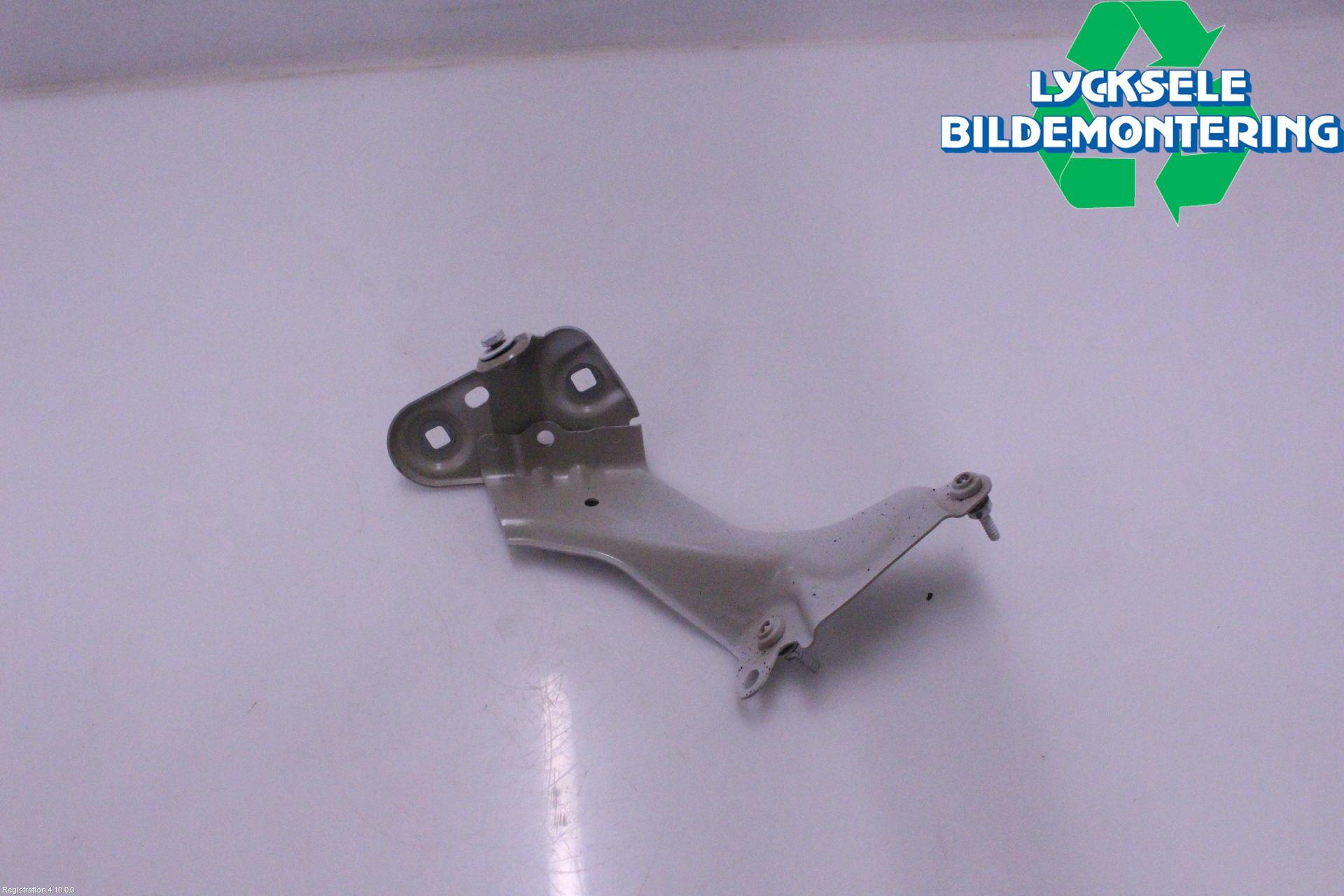 Skoda OCTAVIA (5E) 13-20 Skärmfäste Fram Hö