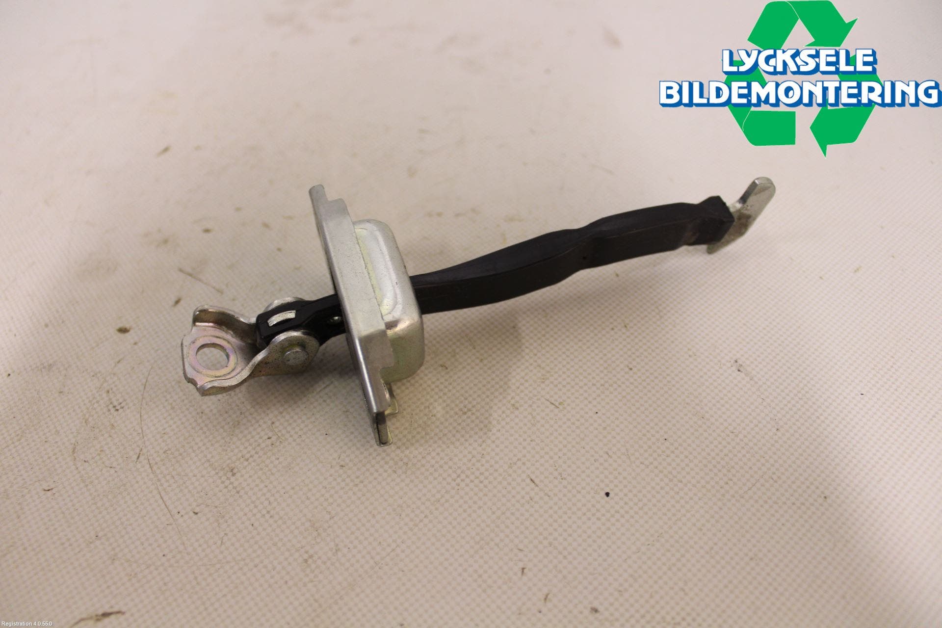 Toyota YARIS XP130 12-14 Dörrstopp