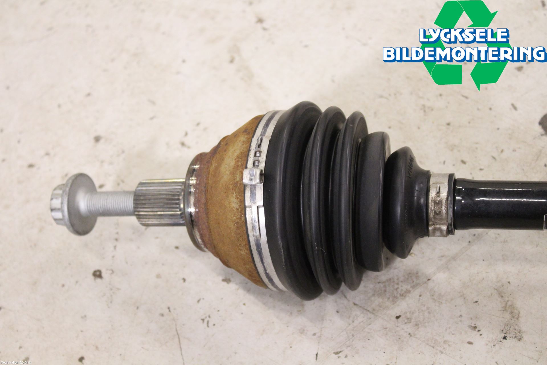 Skoda KODIAQ 17-24 Drivaxel Fram Vänster