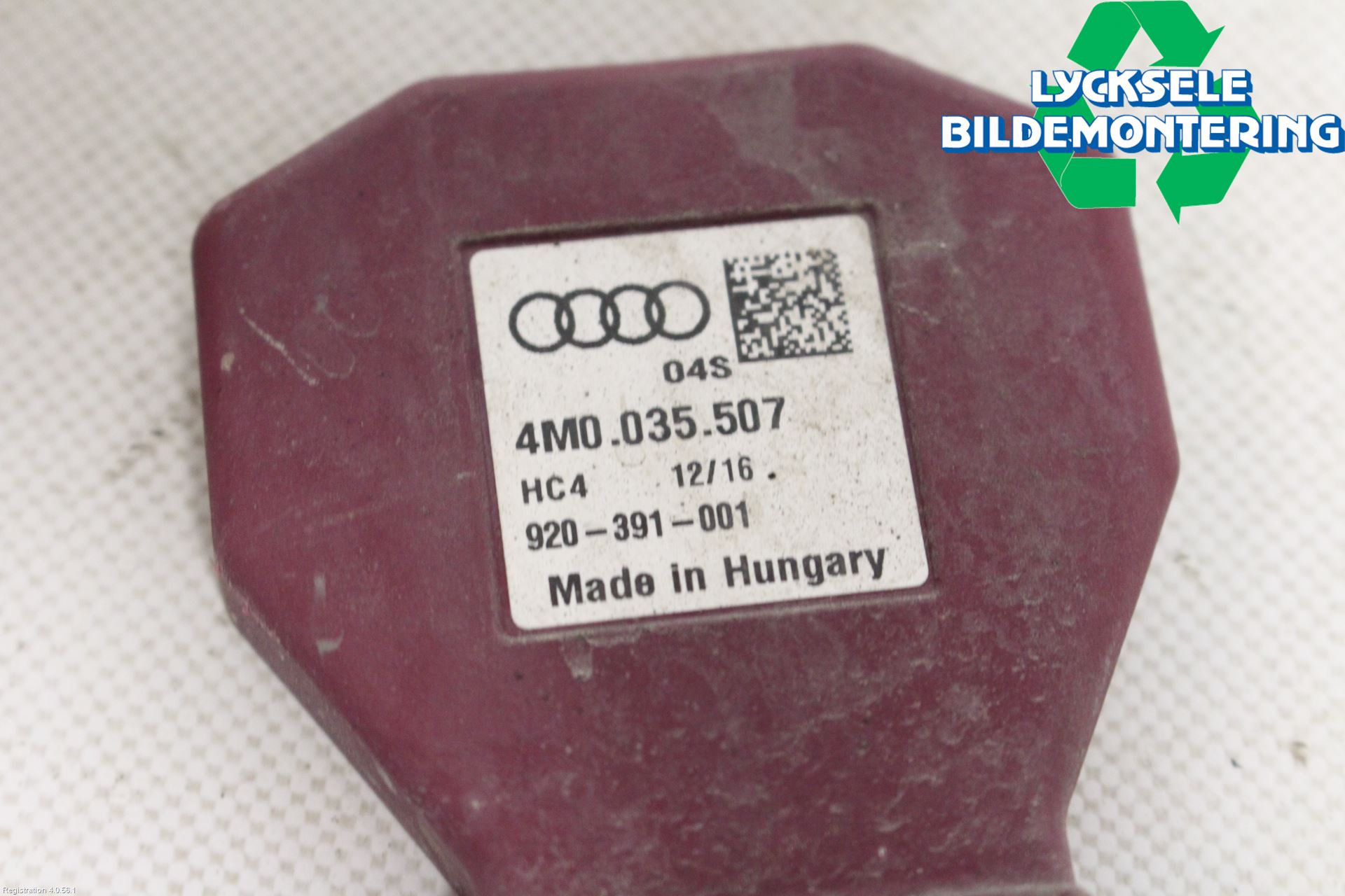 Audi A4/S4 B9 16-19 Antenn