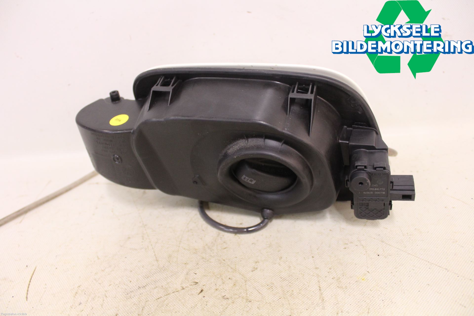 Volkswagen VW TOUAREG 7L 03-10 Tanklucka
