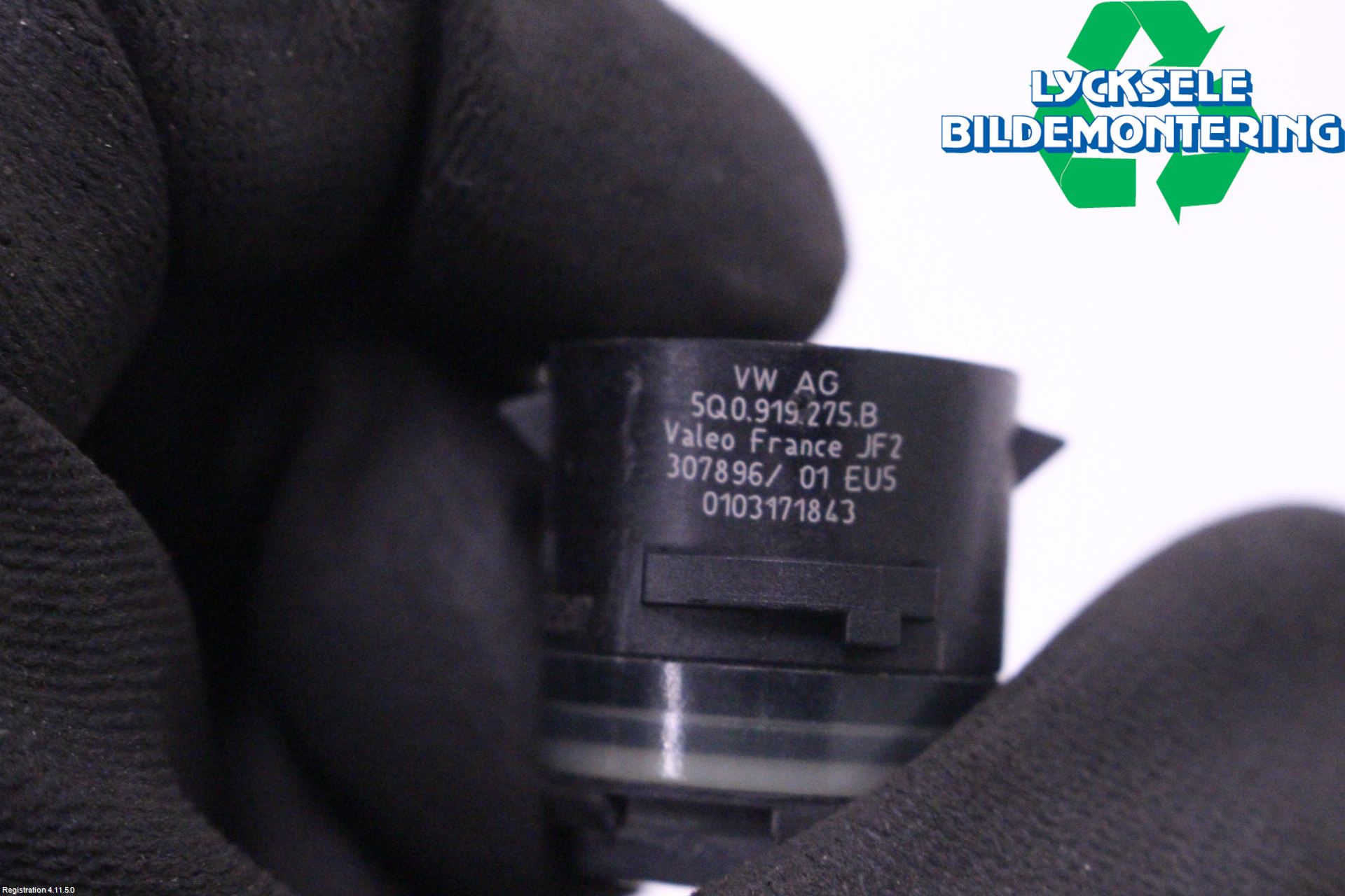 Volkswagen VW PASSAT 15-19 Parkeringshjälp Frontsensor