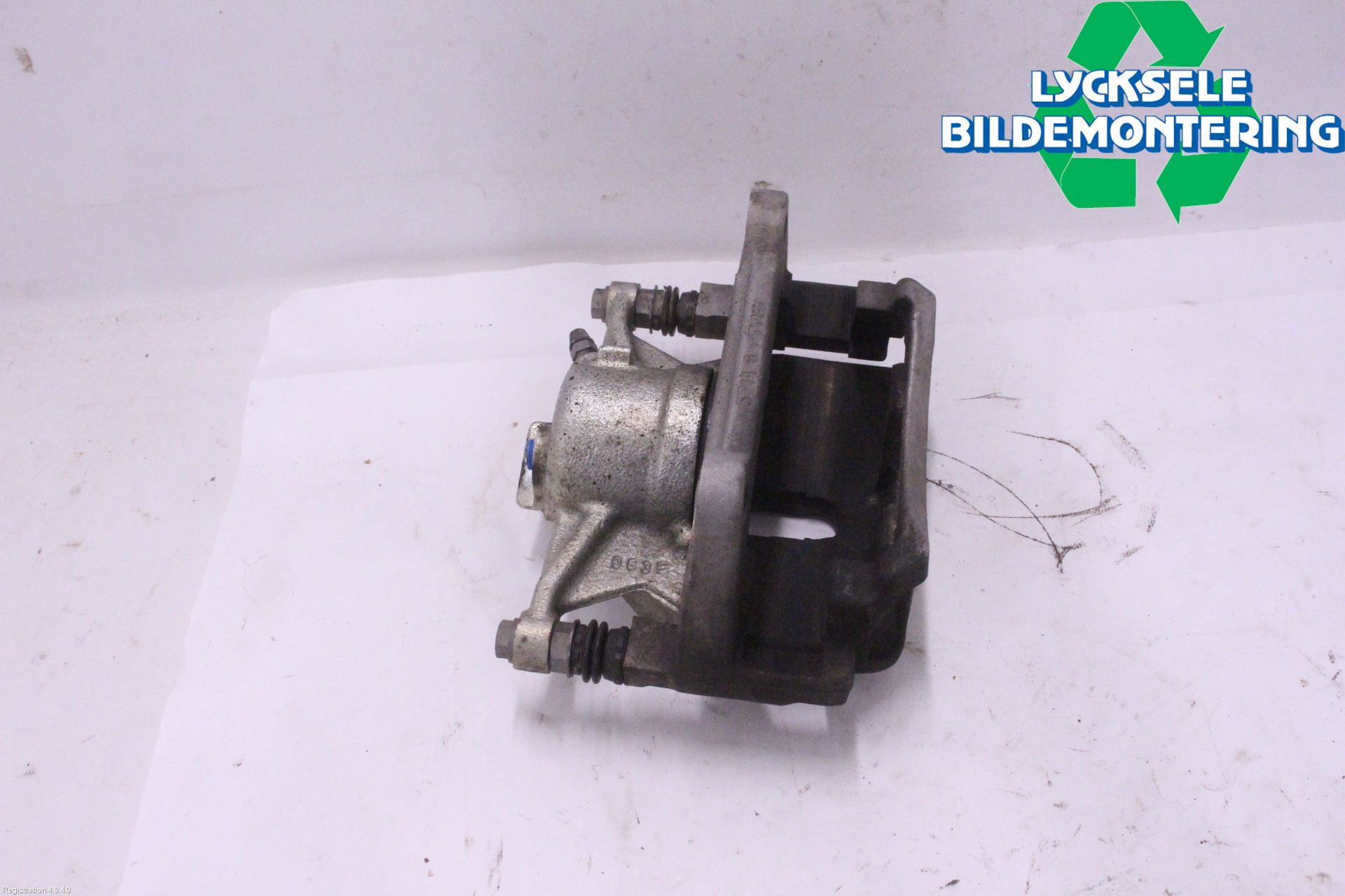 Volkswagen VW TIGUAN 16-24 Bromsok Fram Höger