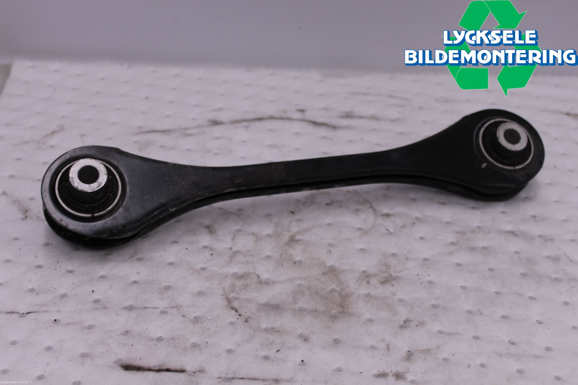 Volkswagen VW GOLF / E-GOLF VII 13-20 Bärarm Bak Vänster