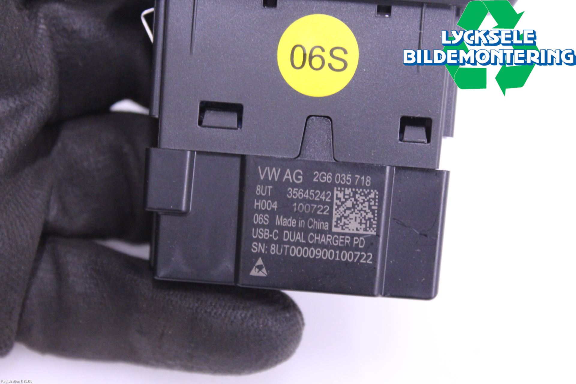 Volkswagen VW GOLF / E-GOLF VIII 20- Usb Connection