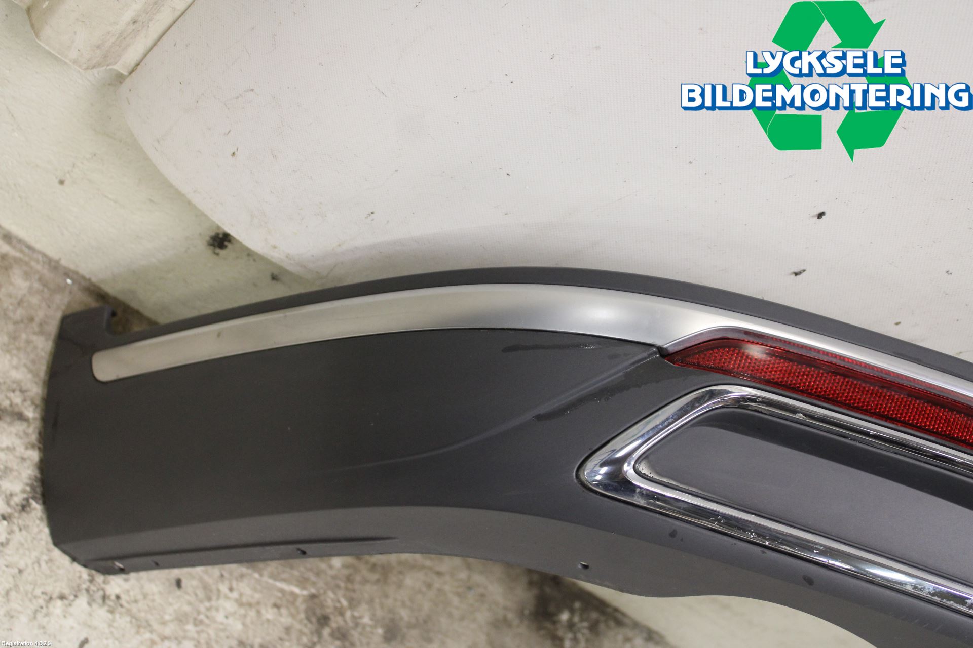 Volkswagen VW PASSAT 20-24 Spoiler Bak