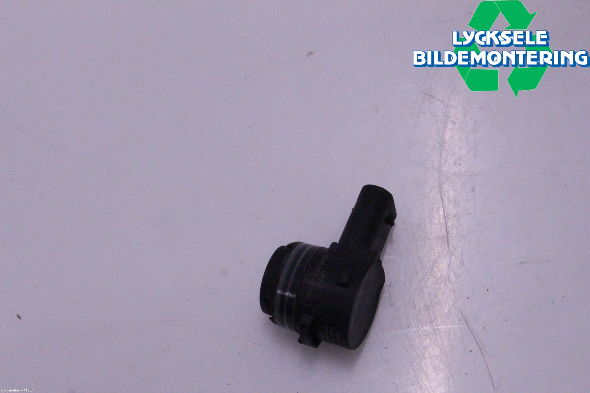 Volkswagen VW PASSAT 15-19 Parkeringshjälp Frontsensor