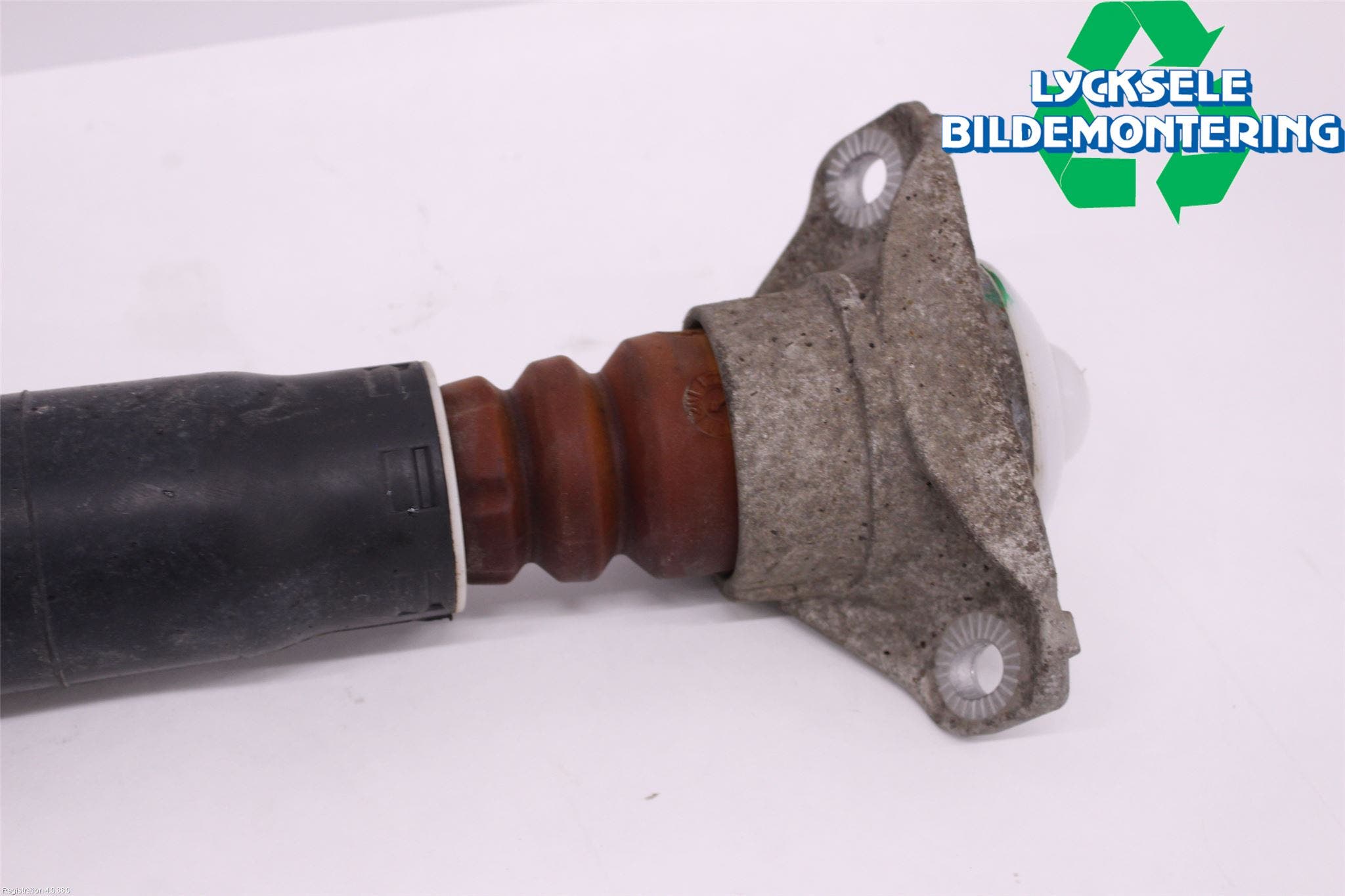 Audi A4 ALLROAD 17- Stötdämpare Bak