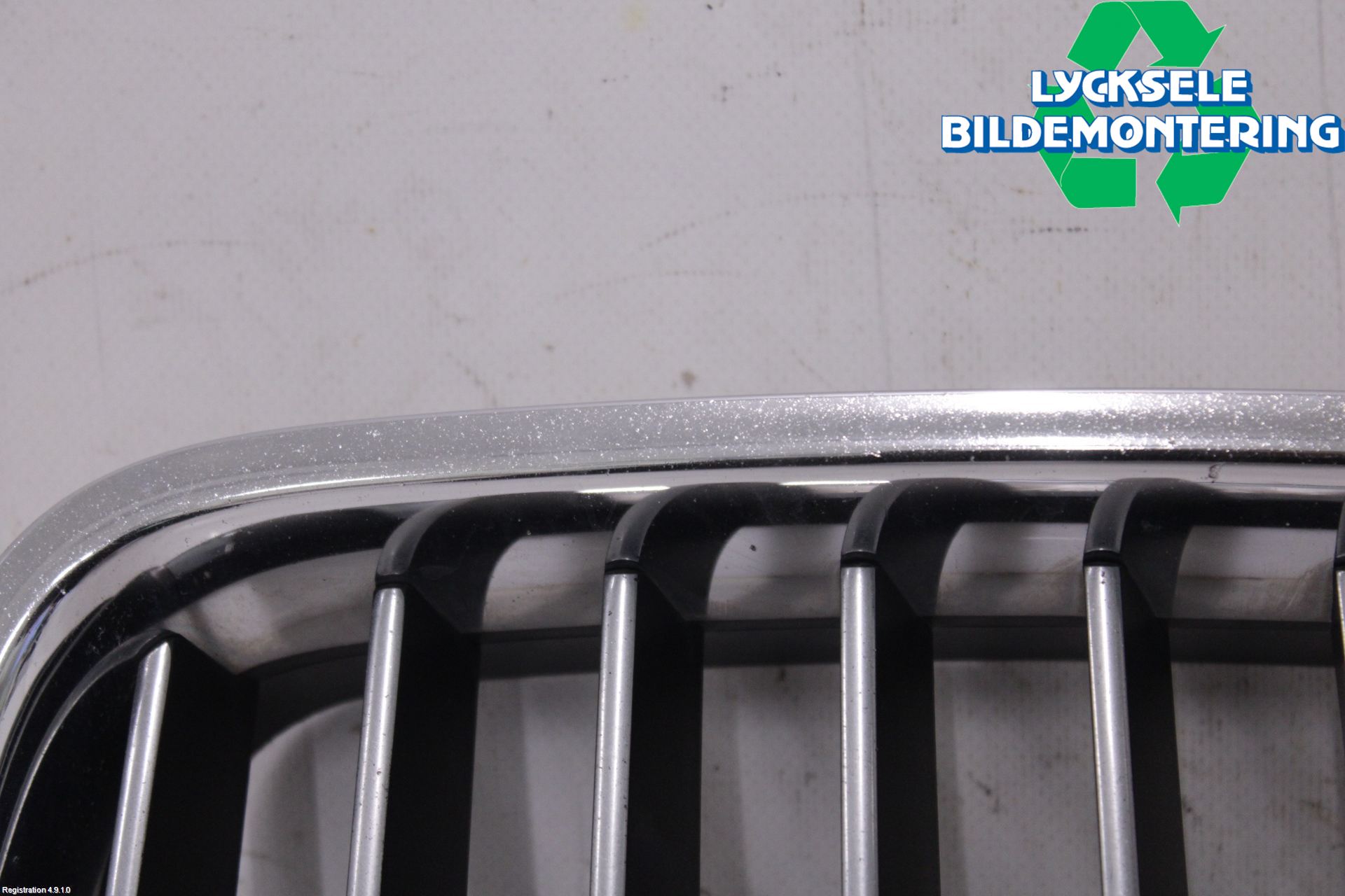 BMW 5 F10/F11/F18 09-17 Grilldel Höger