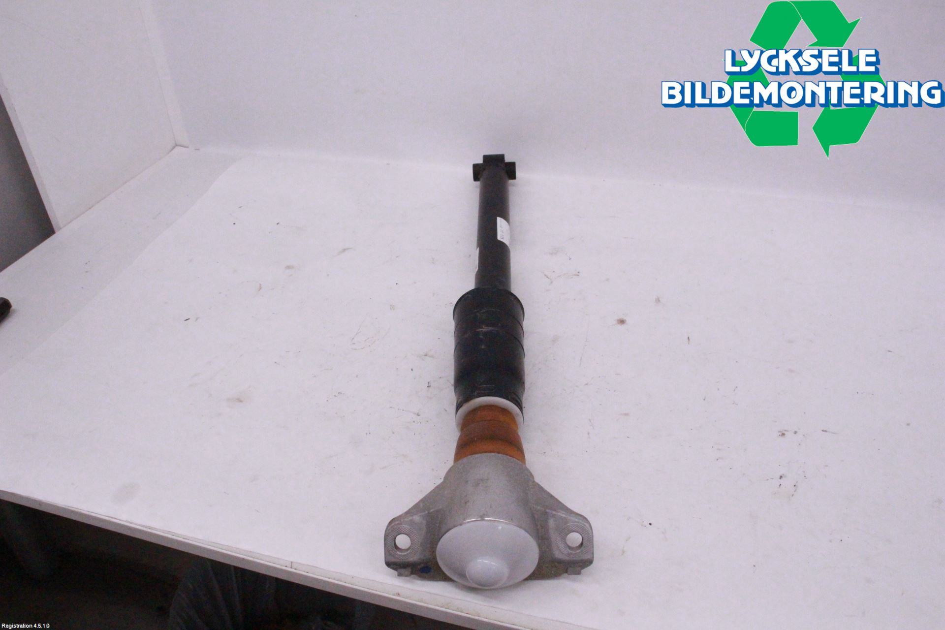 Audi A4/S4 B9 20- Stötdämpare Bak