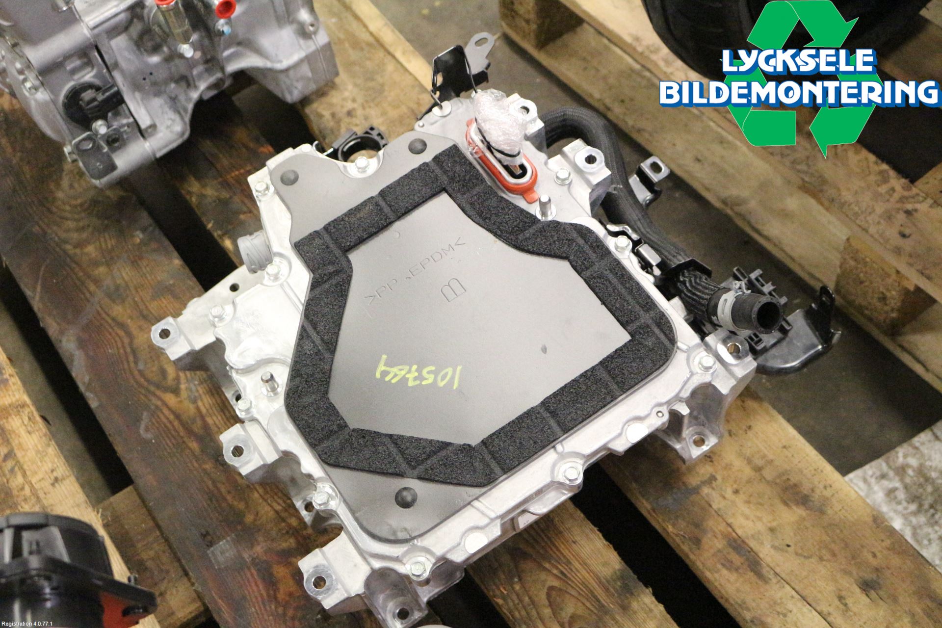 Nissan LEAF 18- Inverter Hybrid