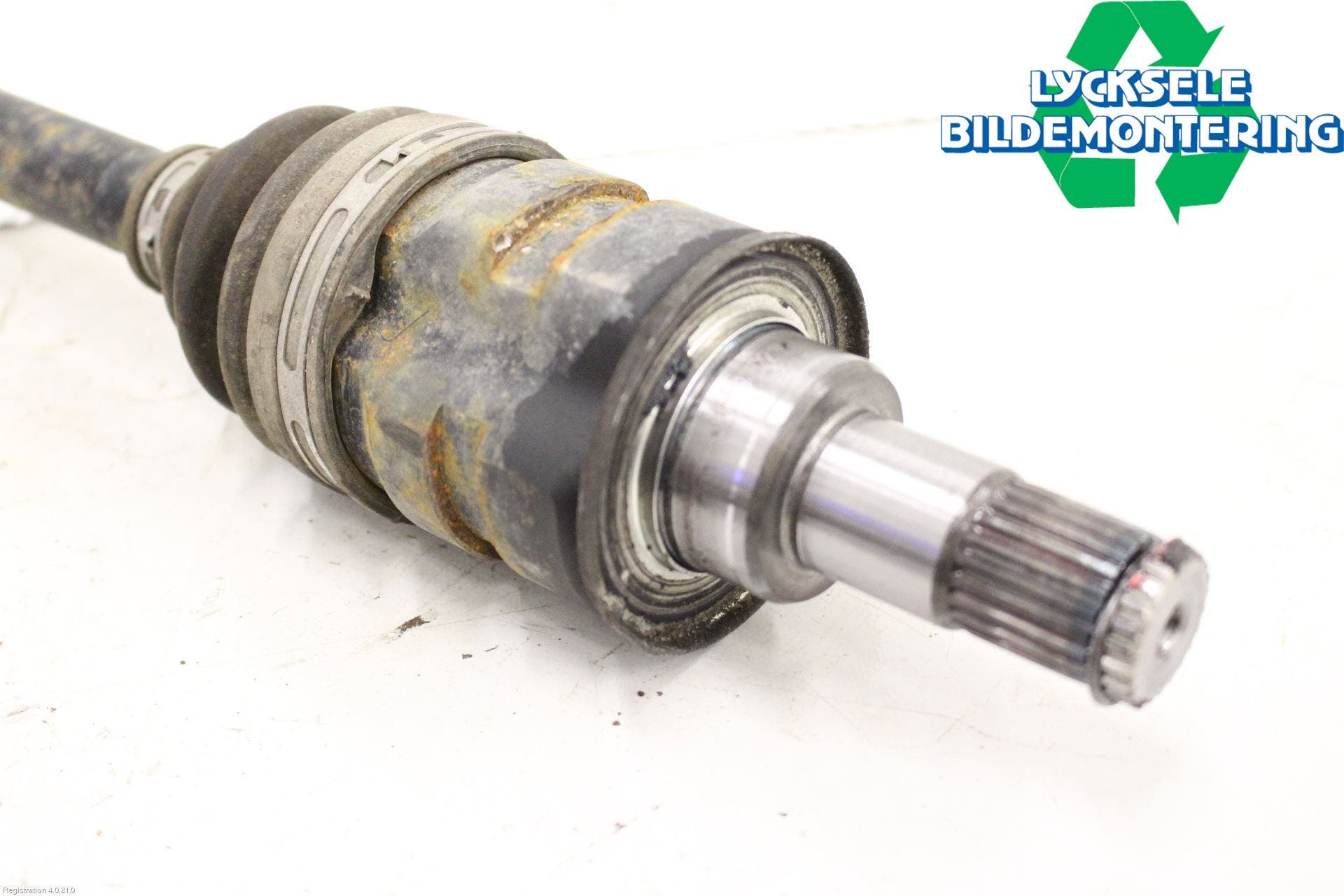 Toyota RAV4 19- Drivaxel Bak Höger