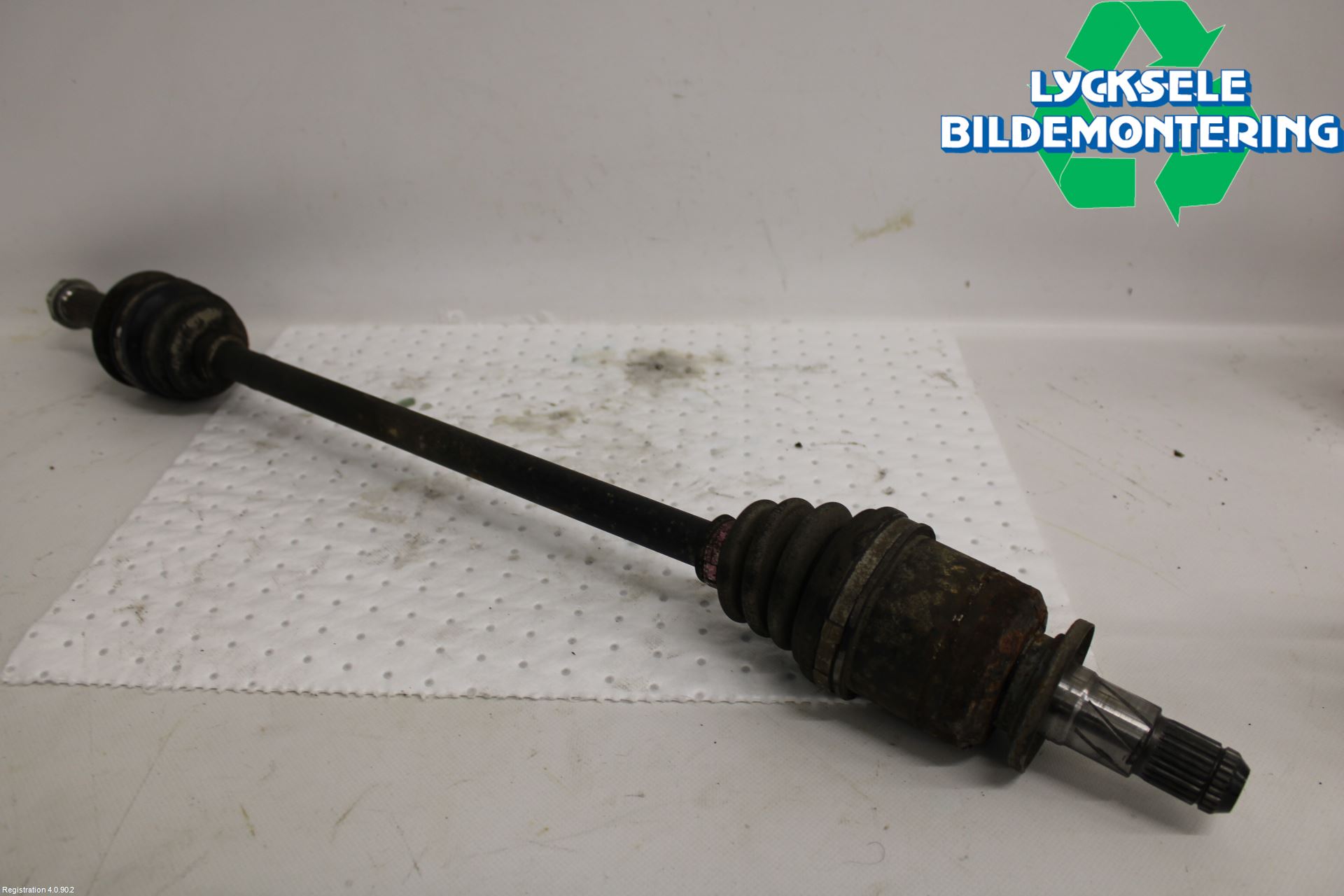 Subaru OUTBACK 10-15 Drivaxel Bak Vänster