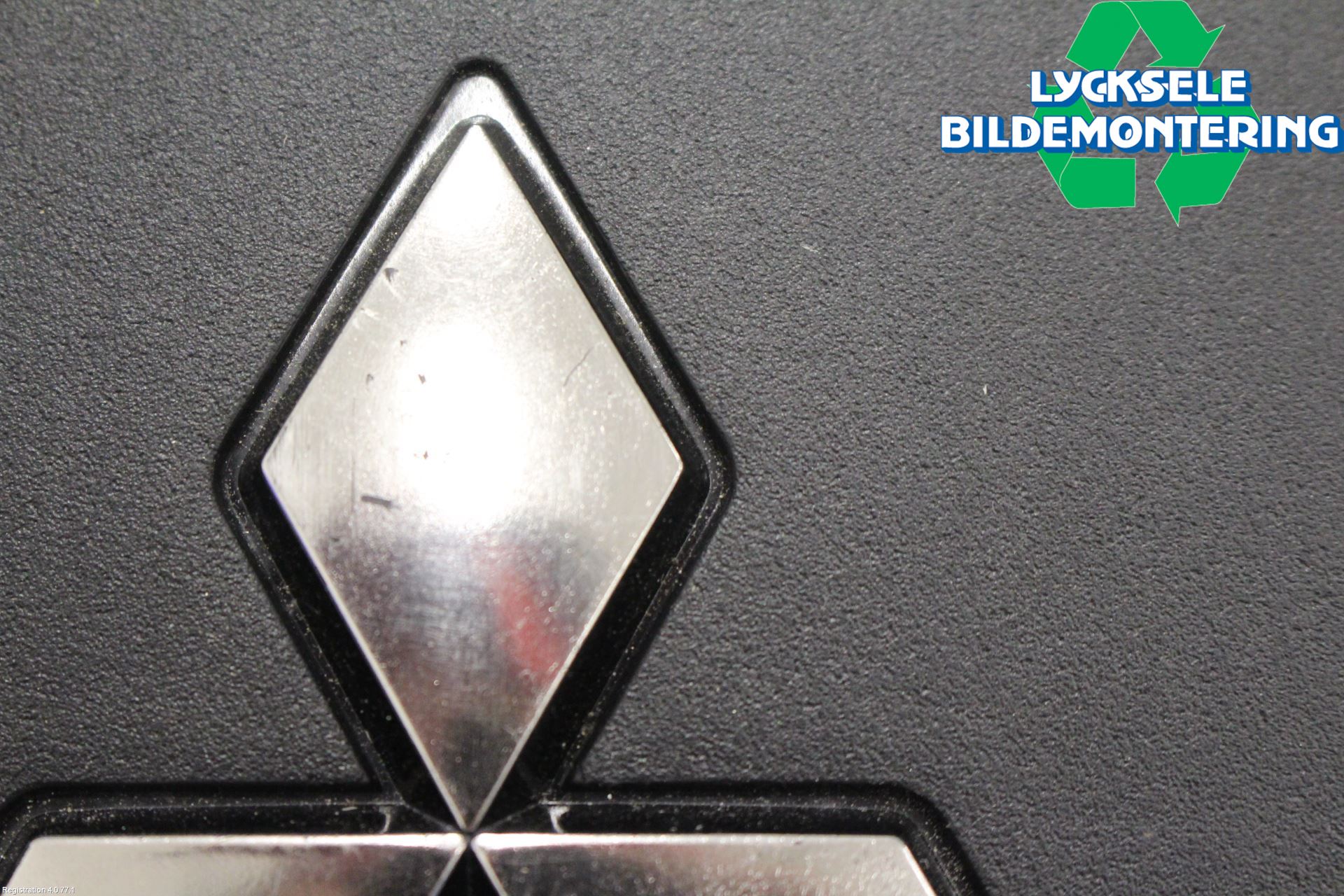 Mitsubishi OUTLANDER 07-12 Motorkåpa