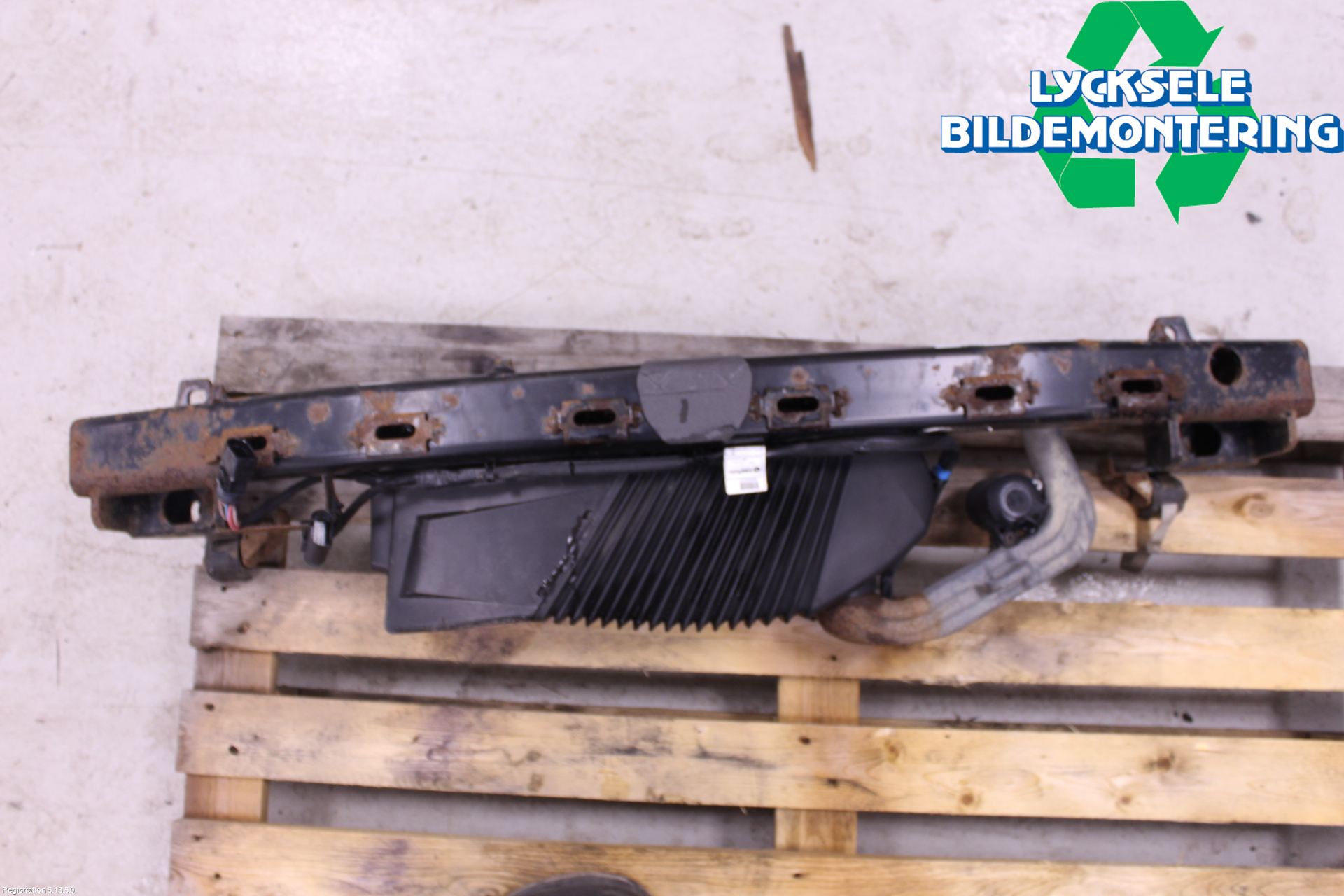 BMW 5 F10/F11/F18 09-17 Dragkrok