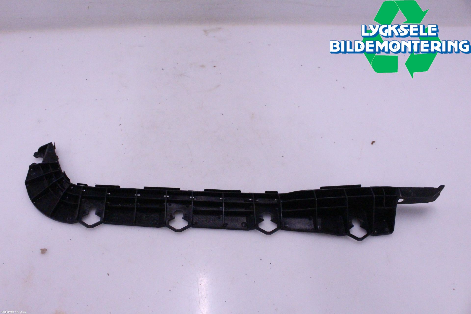 Subaru OUTBACK 10-15 Stötfångarfäste Bak Hö