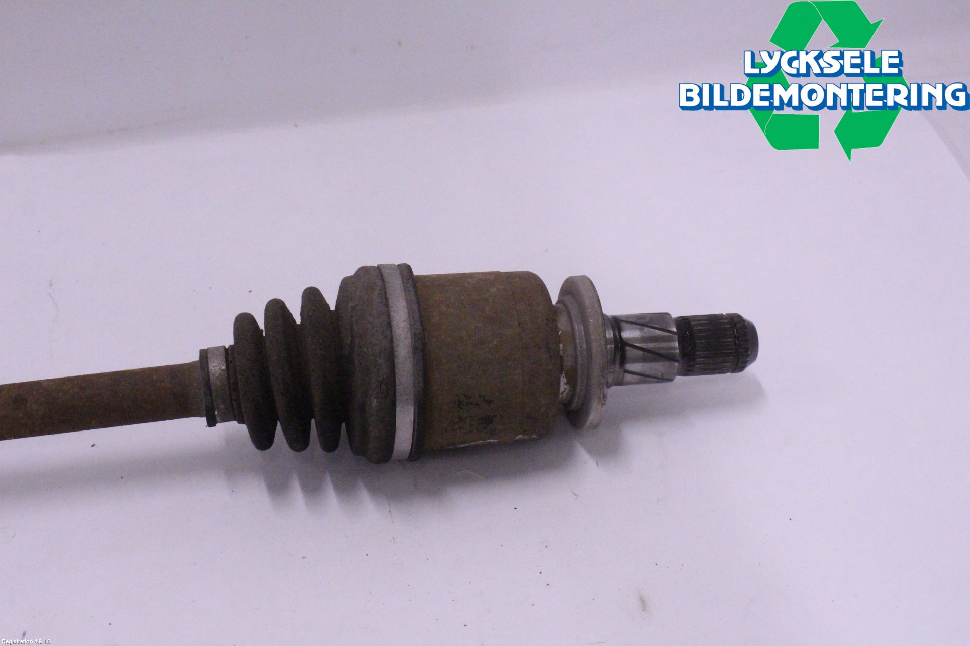 Subaru OUTBACK   07-09 Drivaxel Bak Höger