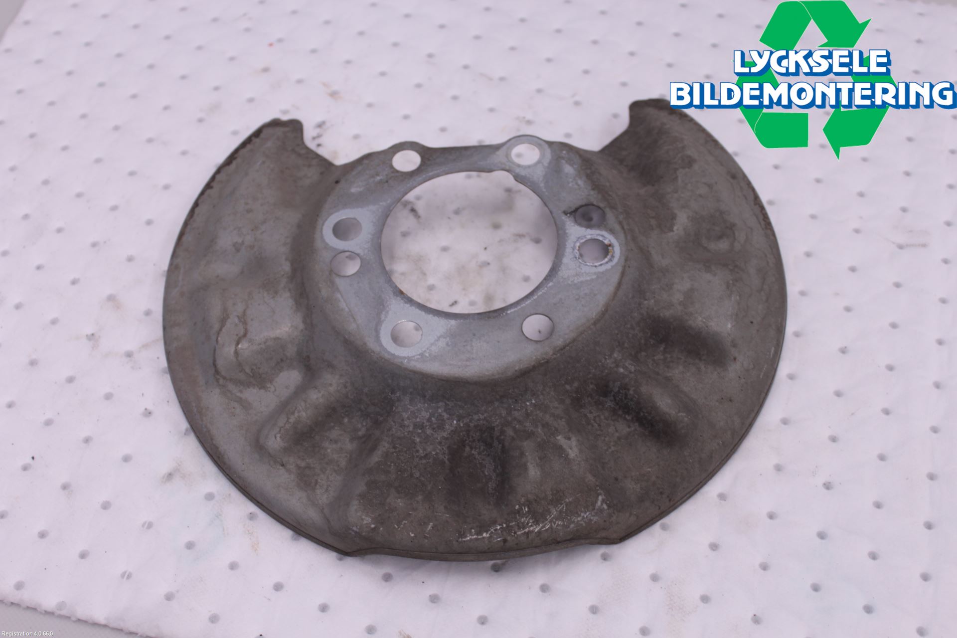 Suzuki SX4 S-CROSS 14-21 Bromssköld Bak