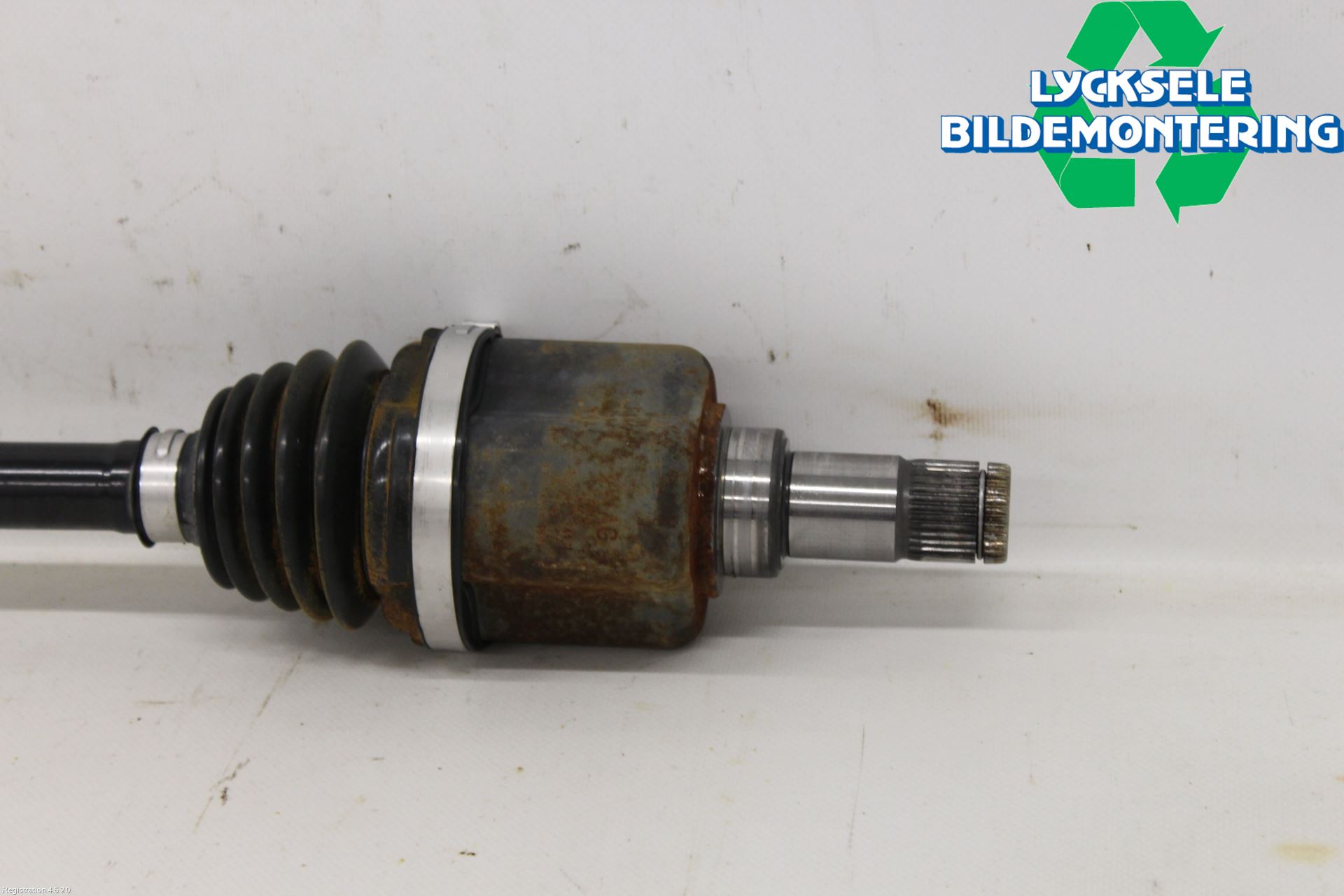 Seat IBIZA V 17-20 Drivaxel Fram Höger