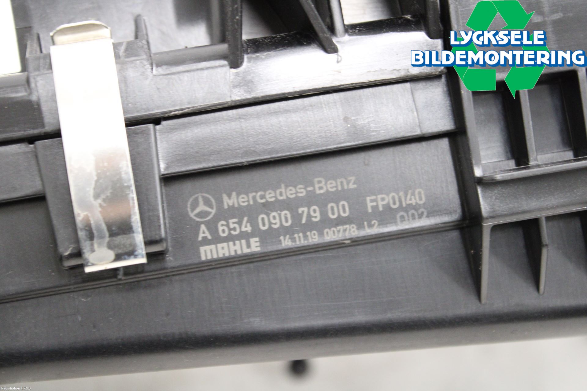 Mercedes-Benz MB C-KLASS (W205) 14-21 Luftrenare