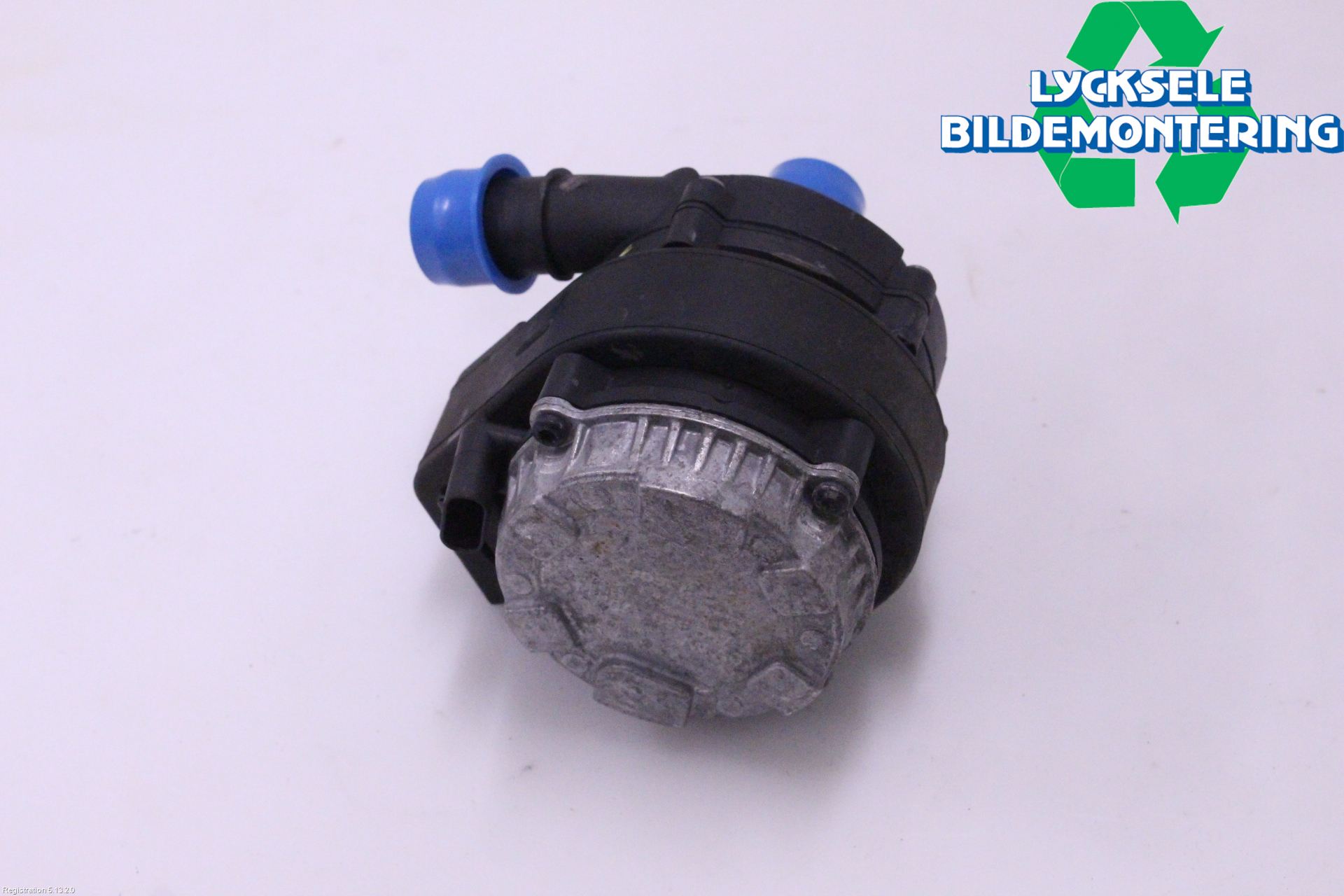 Volkswagen VW PASSAT 20-24 Vattenpump
