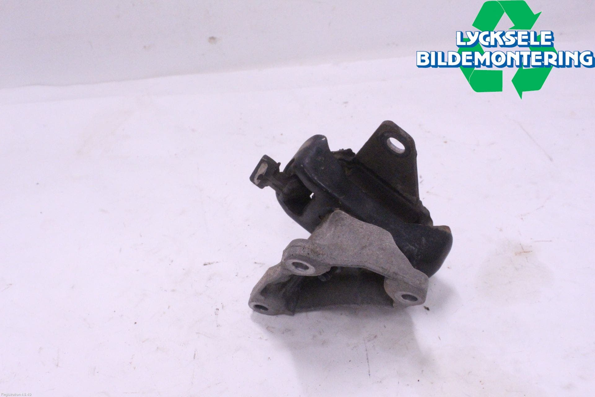 Volkswagen VW AMAROK 2H 10-22 Motorfäste