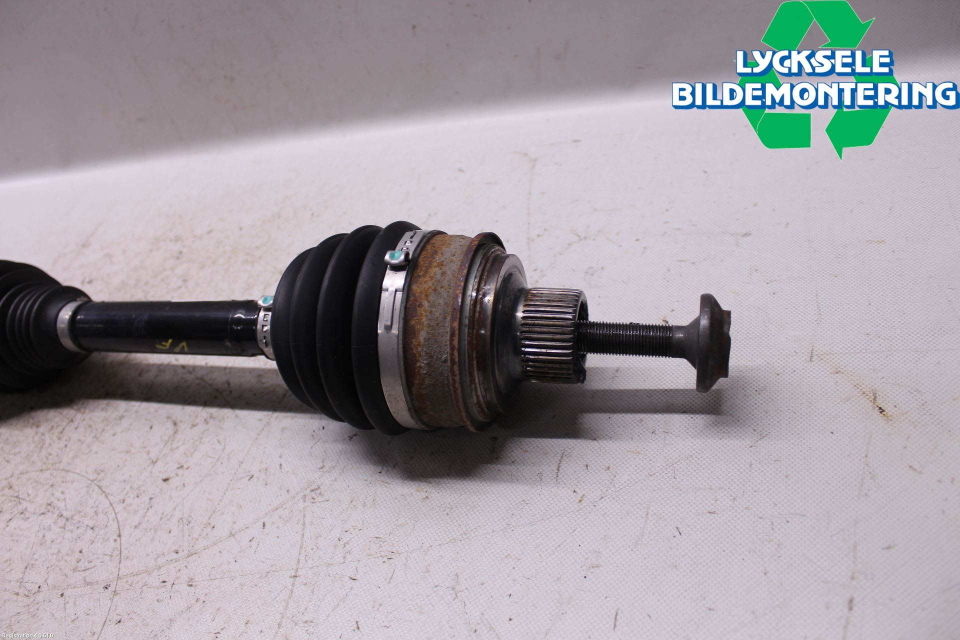 Audi A5 17- Drivaxel Fram Vänster