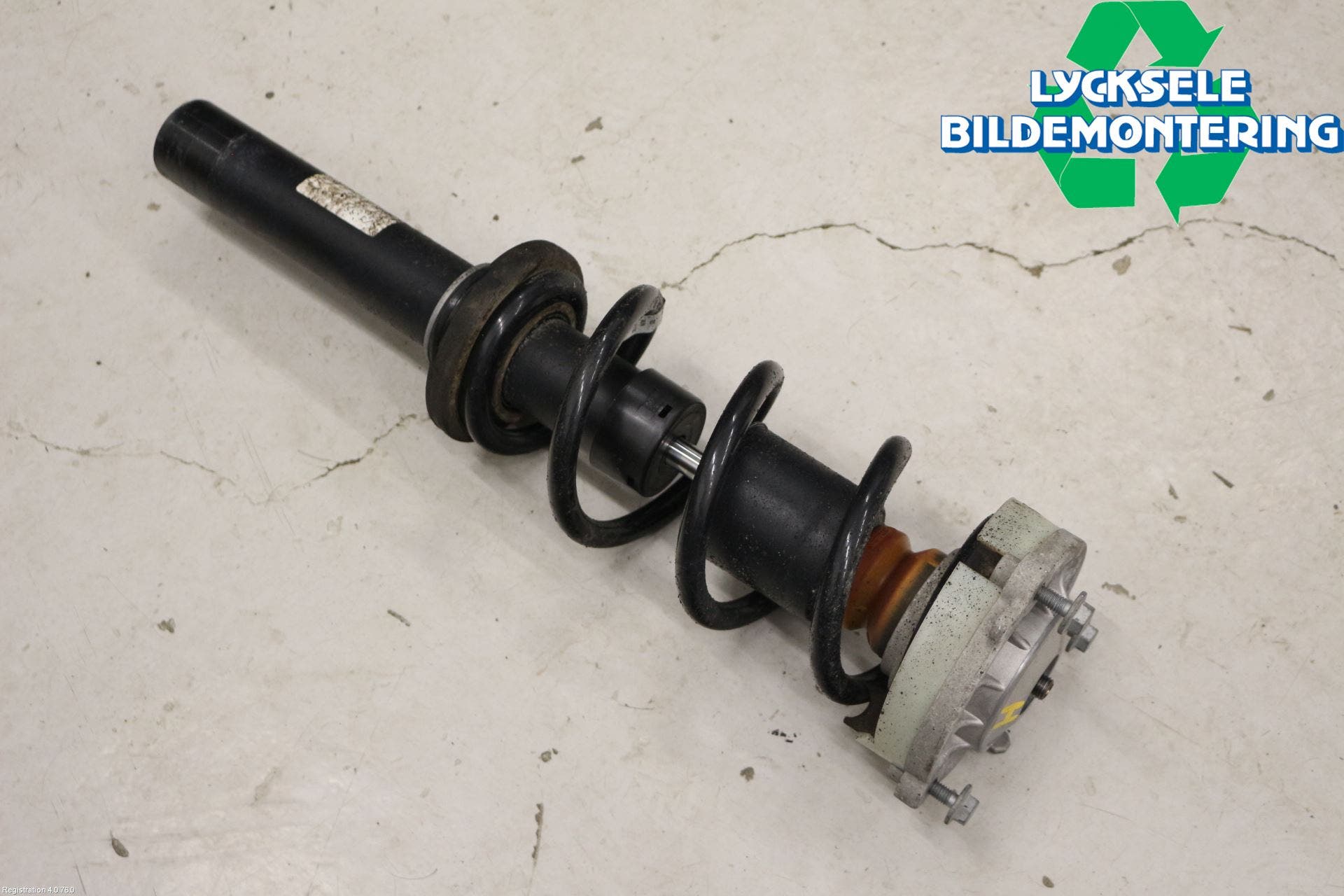 Audi A6 F2/C8 19- Stötdämpare Fram