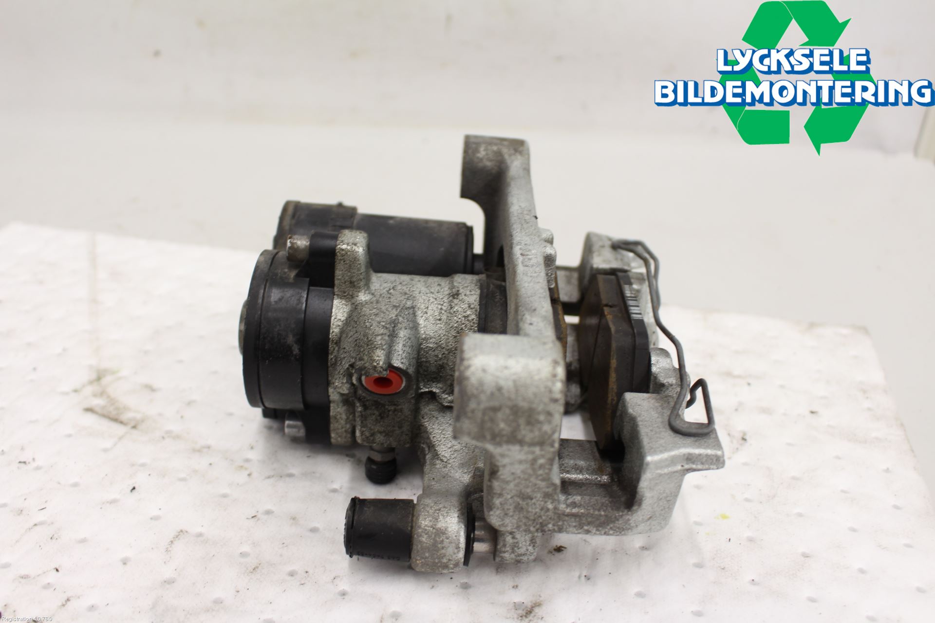 Subaru OUTBACK 15-20 Bromsok Bak Höger