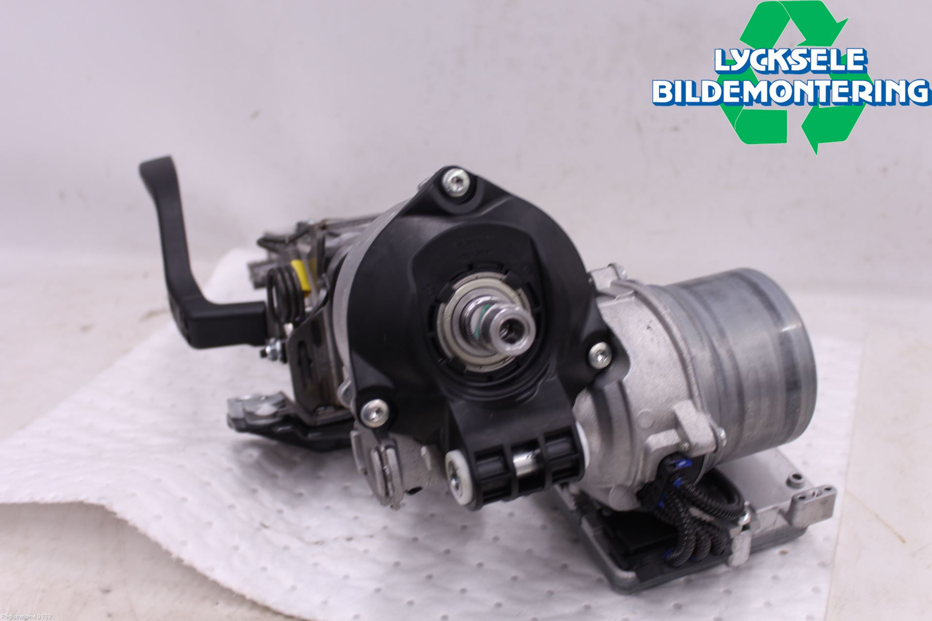 Audi A1 19- Rattaxelagg Med Inb Servo