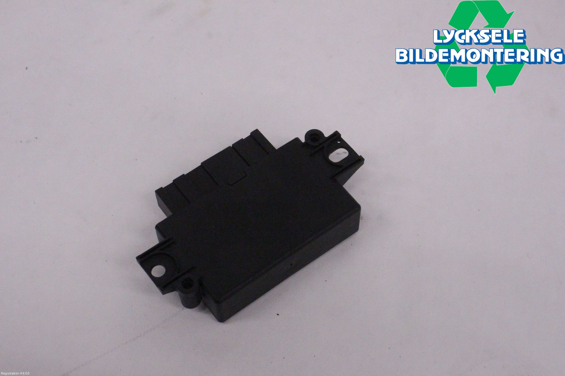 Ford KUGA/KUGA PHEZ/FHEV 20- Styrenhet Parkeringshjälp