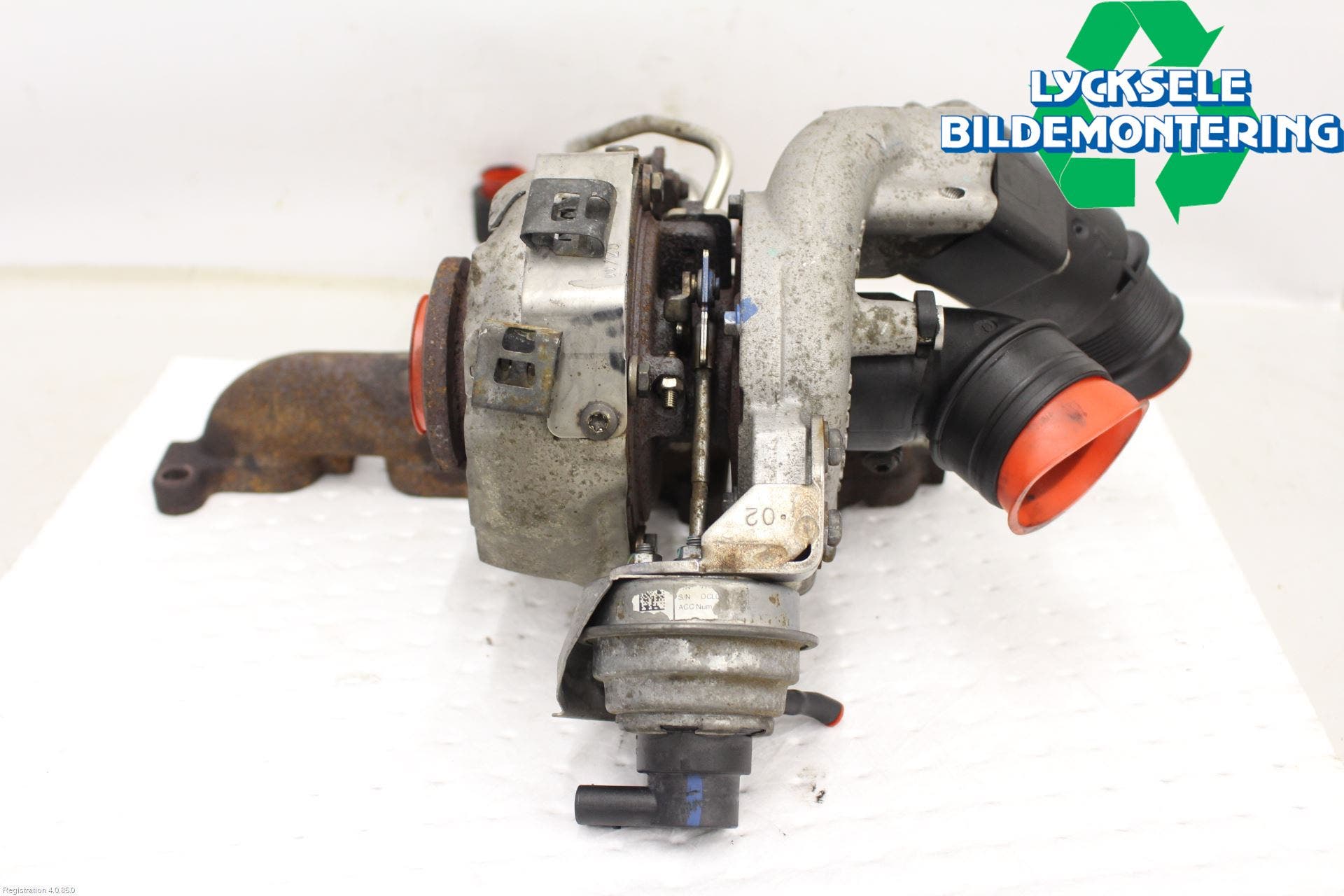 Volkswagen VW CADDY 11-15 Turboaggregat