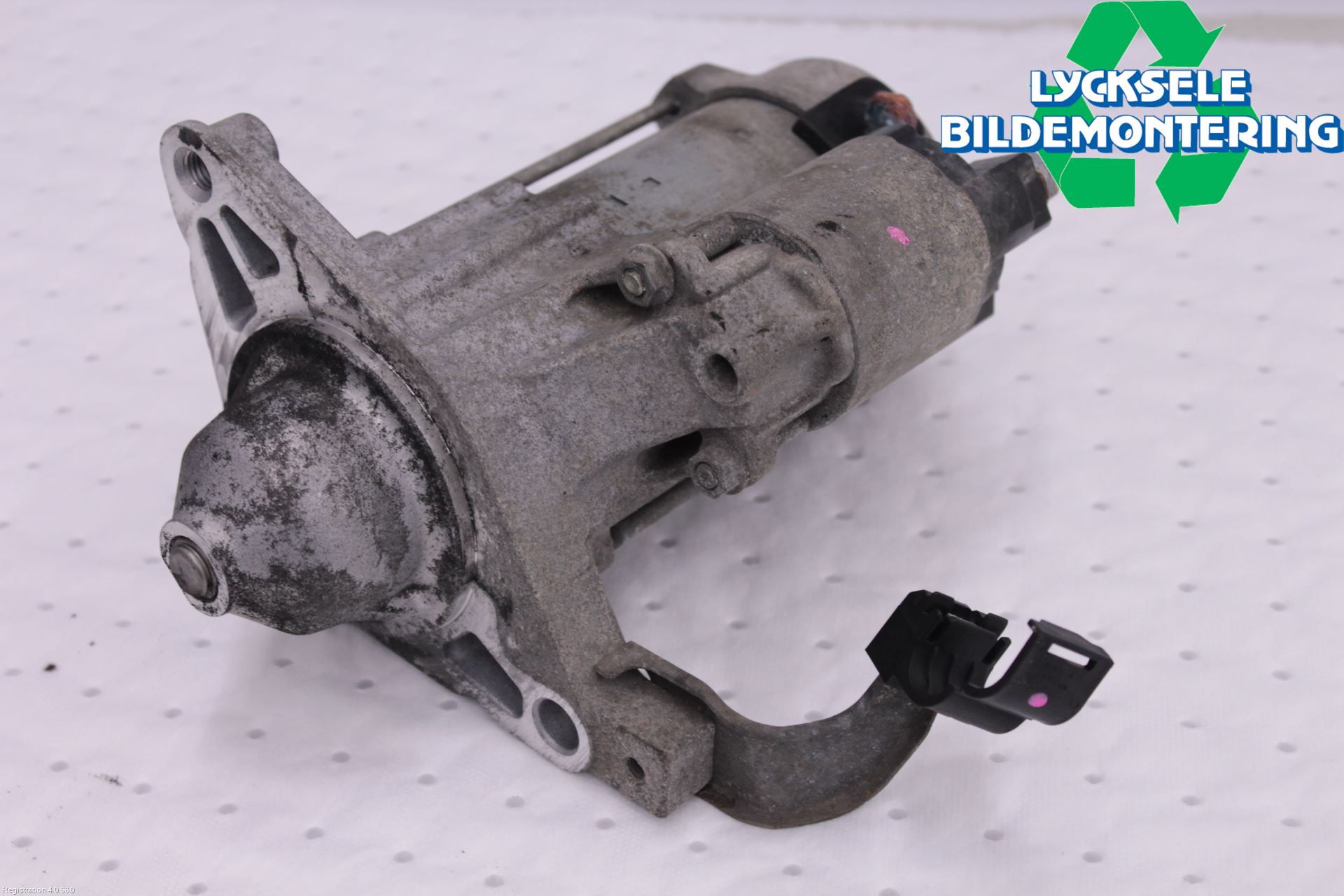 Toyota YARIS XP130 12-14 Startmotor